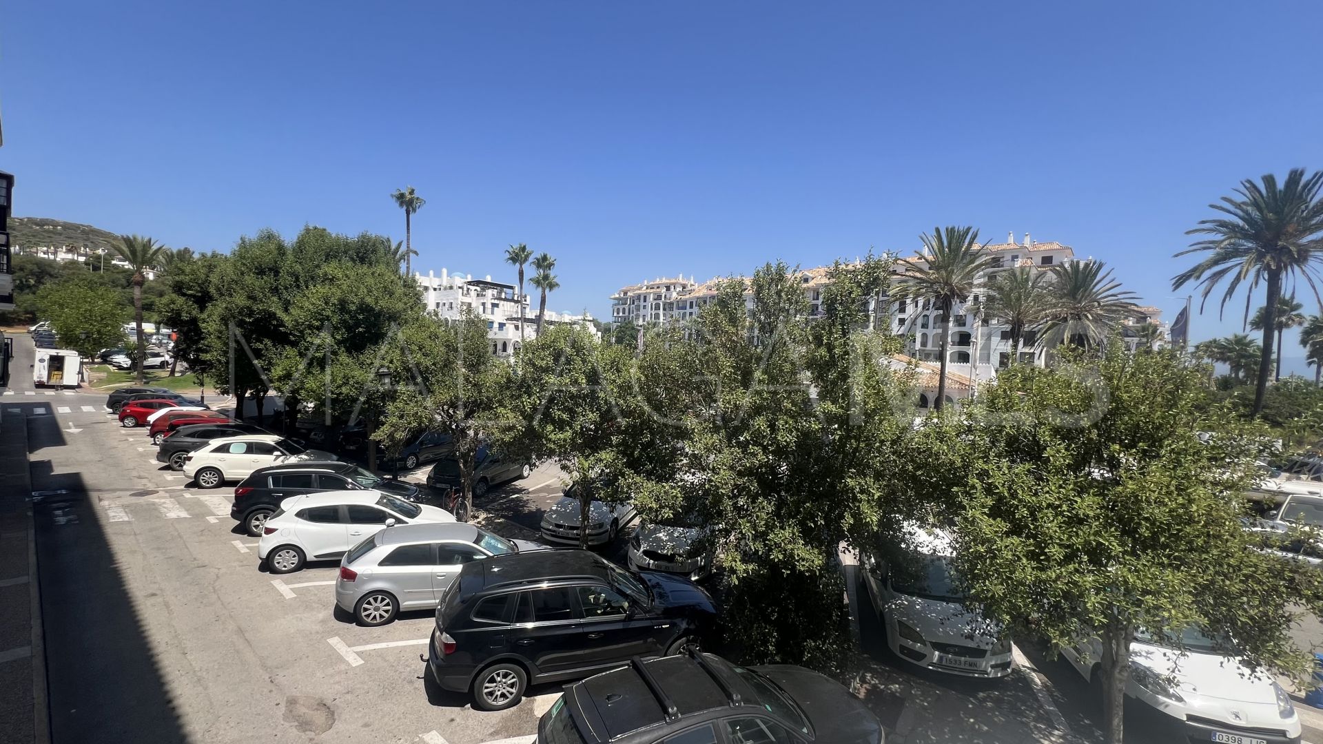 Apartment in Puerto La Duquesa for sale