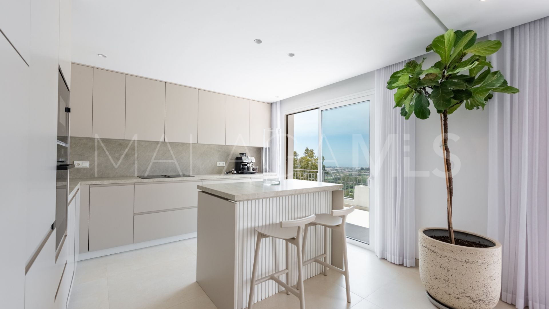 Duplex penthouse for sale in La Quinta