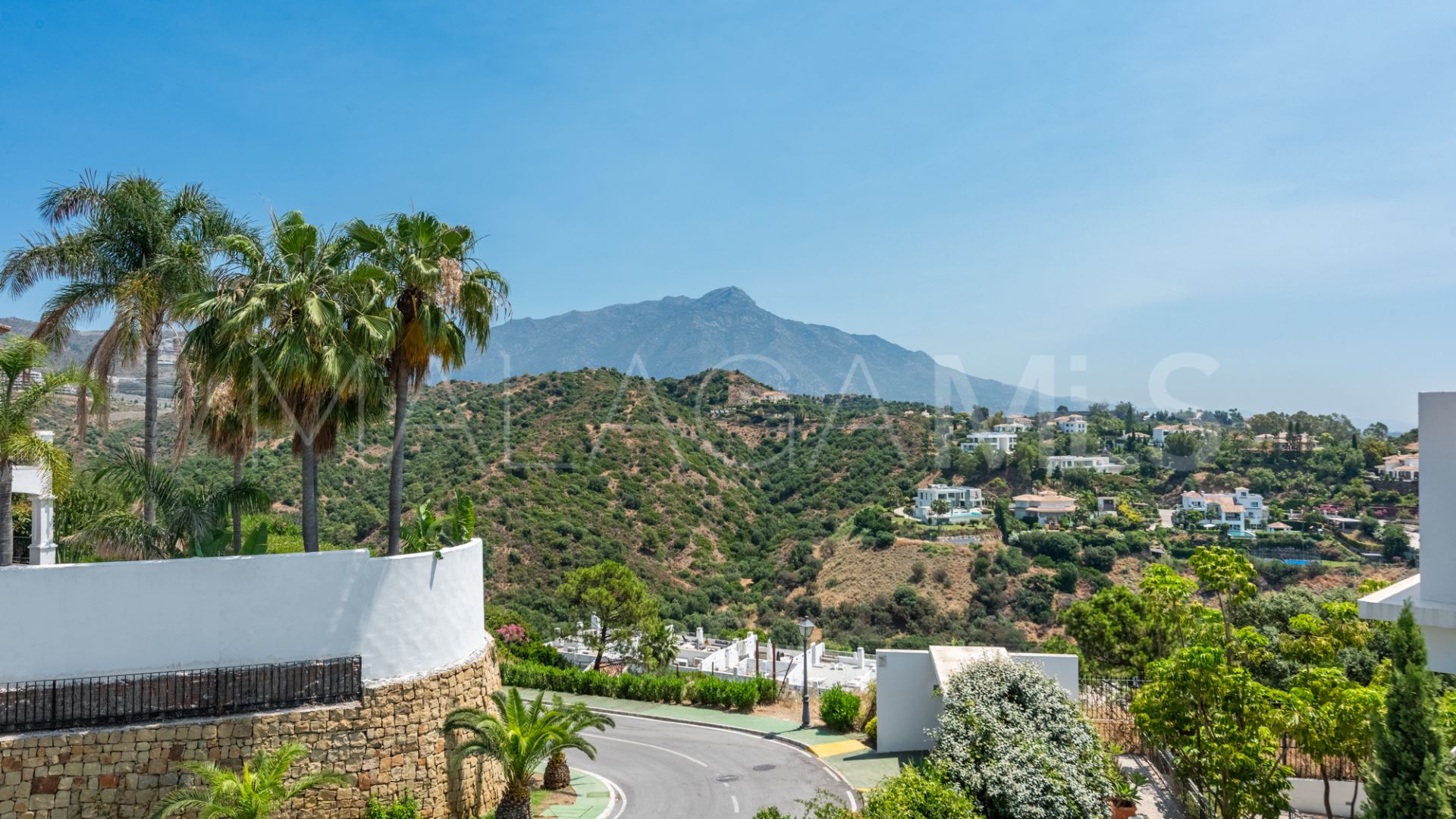 Duplex penthouse for sale in La Quinta