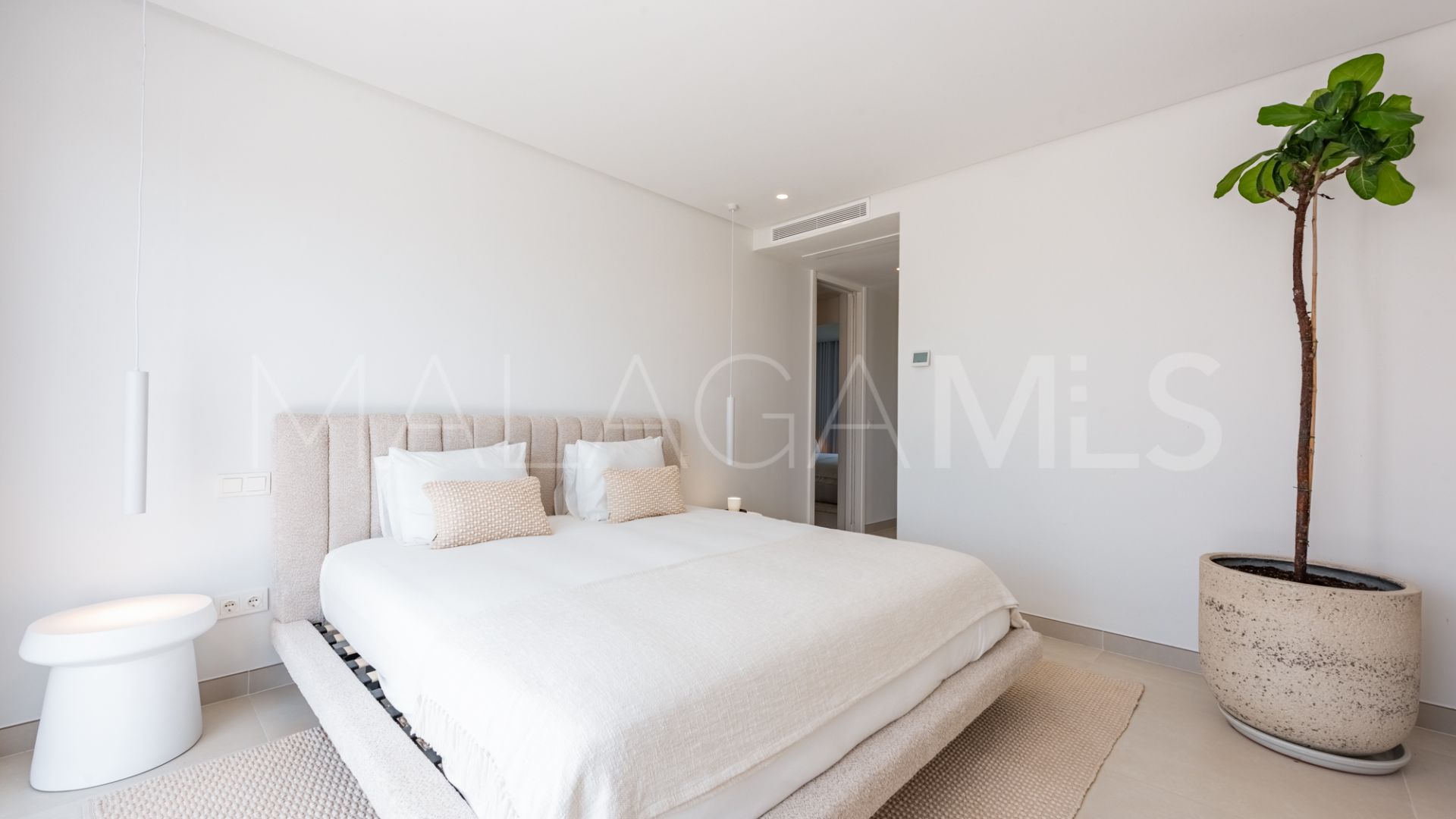 Duplex penthouse for sale in La Quinta