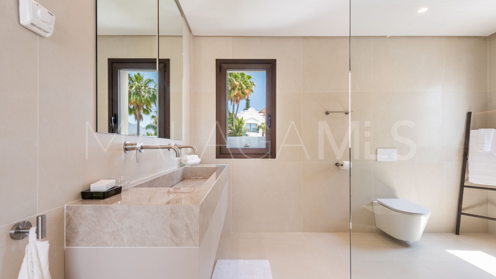 Duplex penthouse for sale in La Quinta