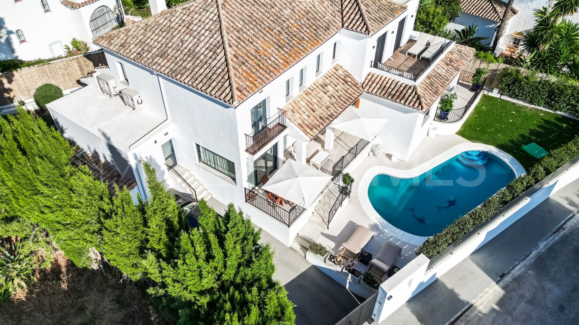 5 bedrooms villa for sale in Guadalmina Alta