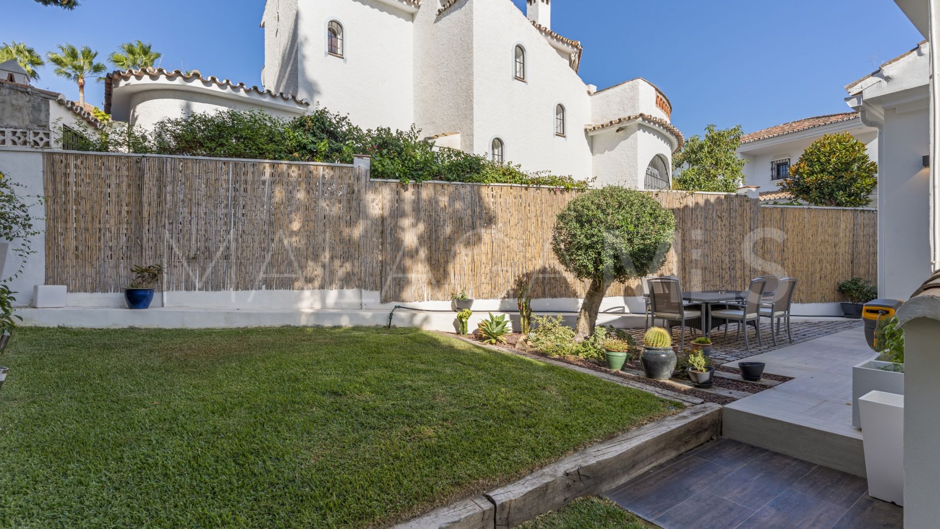 5 bedrooms villa for sale in Guadalmina Alta