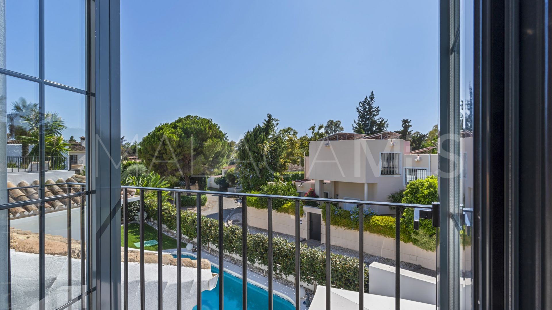 5 bedrooms villa for sale in Guadalmina Alta