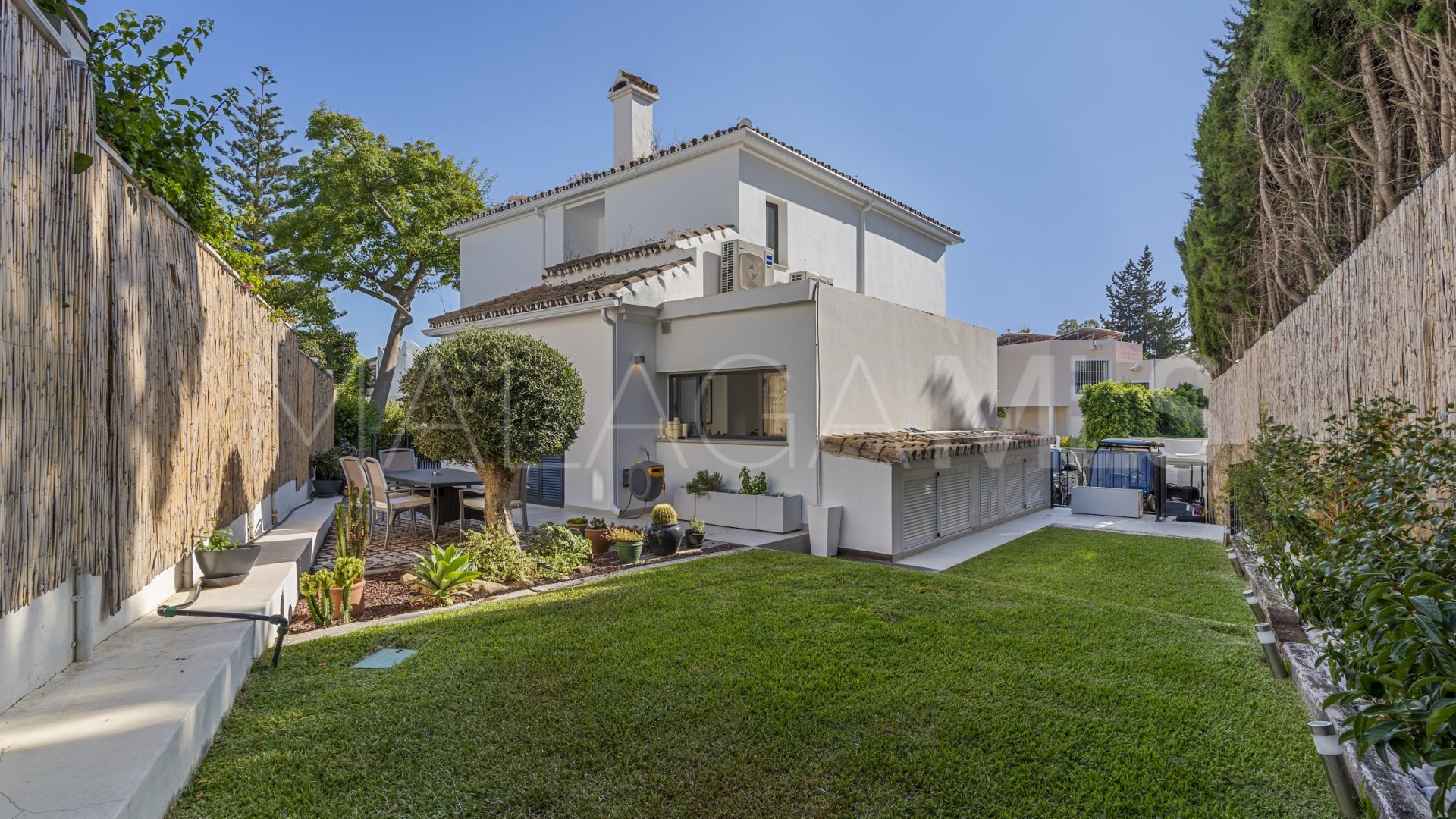 5 bedrooms villa for sale in Guadalmina Alta