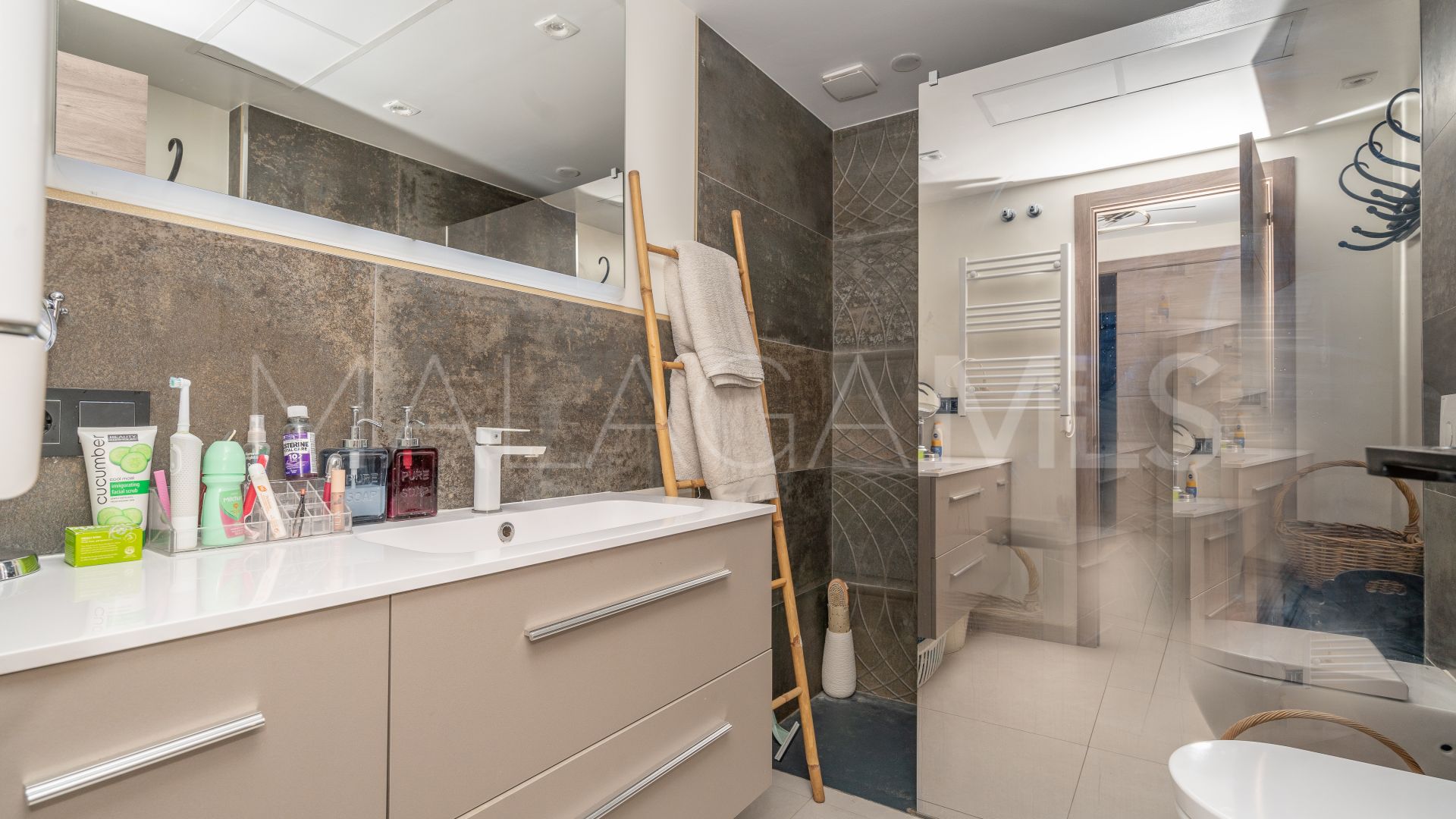 Buy apartamento planta baja in La Resina Golf