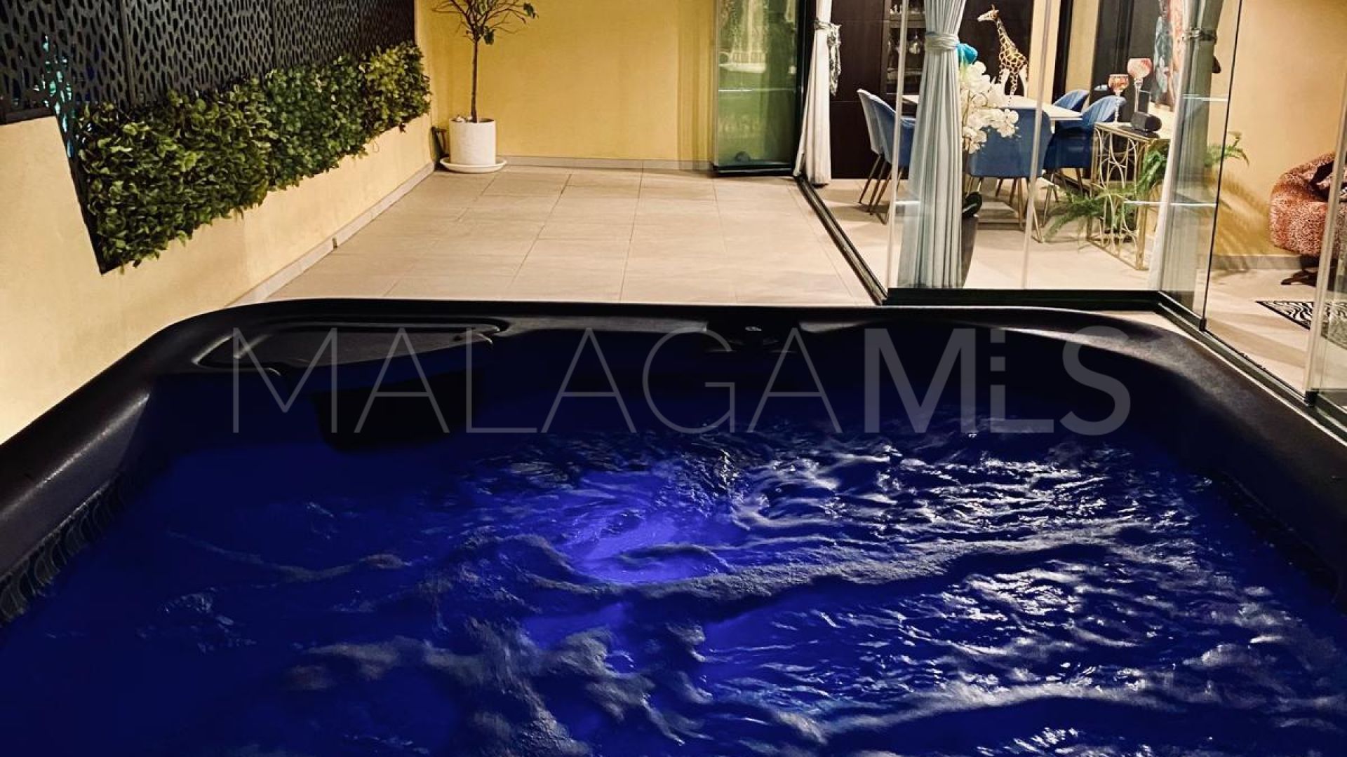Buy apartamento planta baja in La Resina Golf