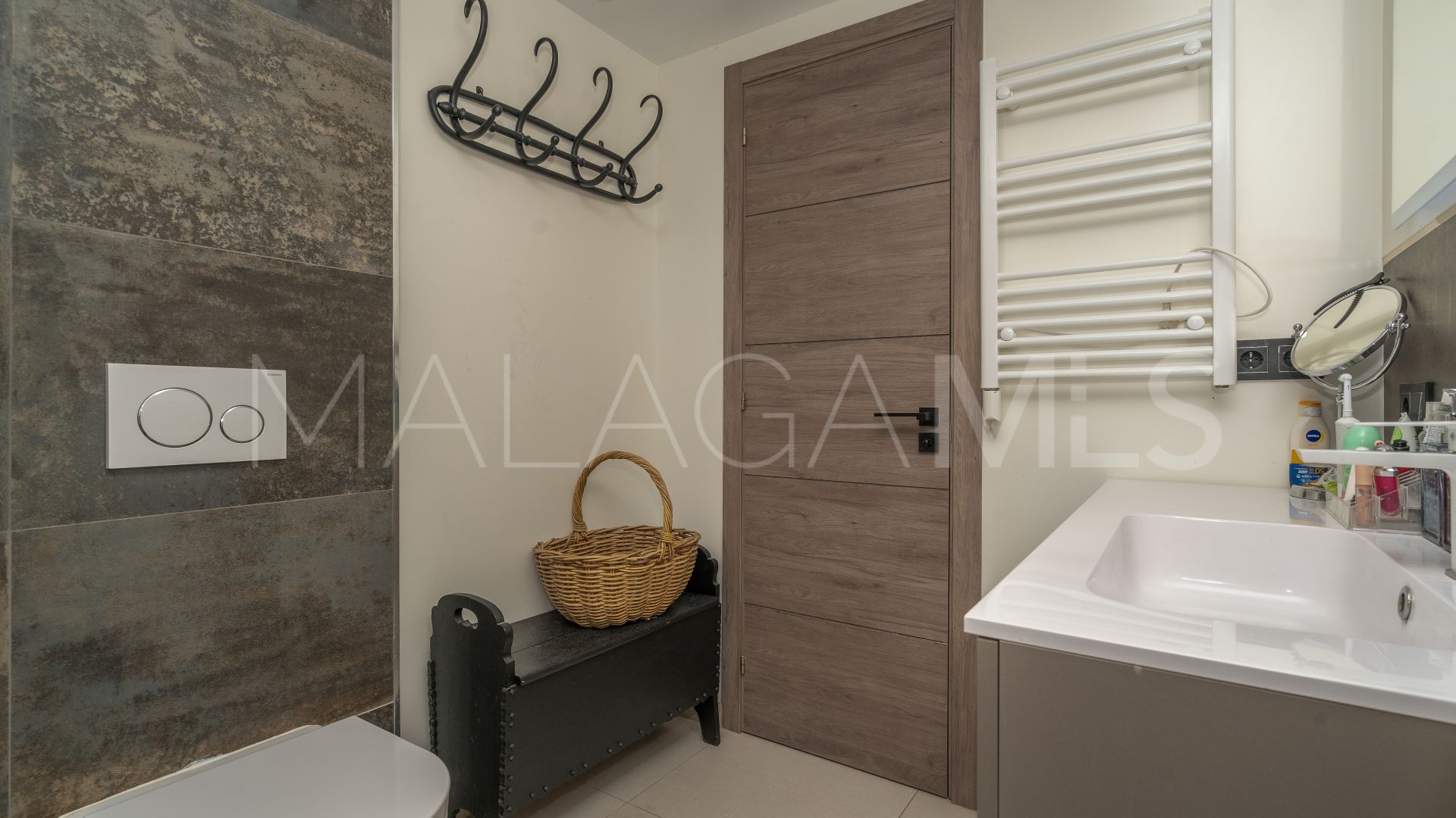 Buy apartamento planta baja in La Resina Golf