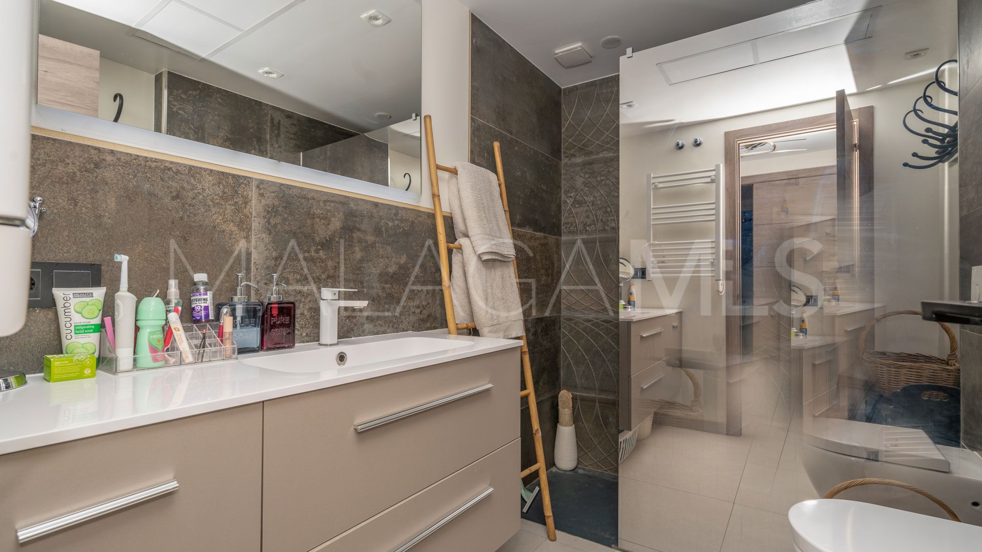 Buy apartamento planta baja in La Resina Golf