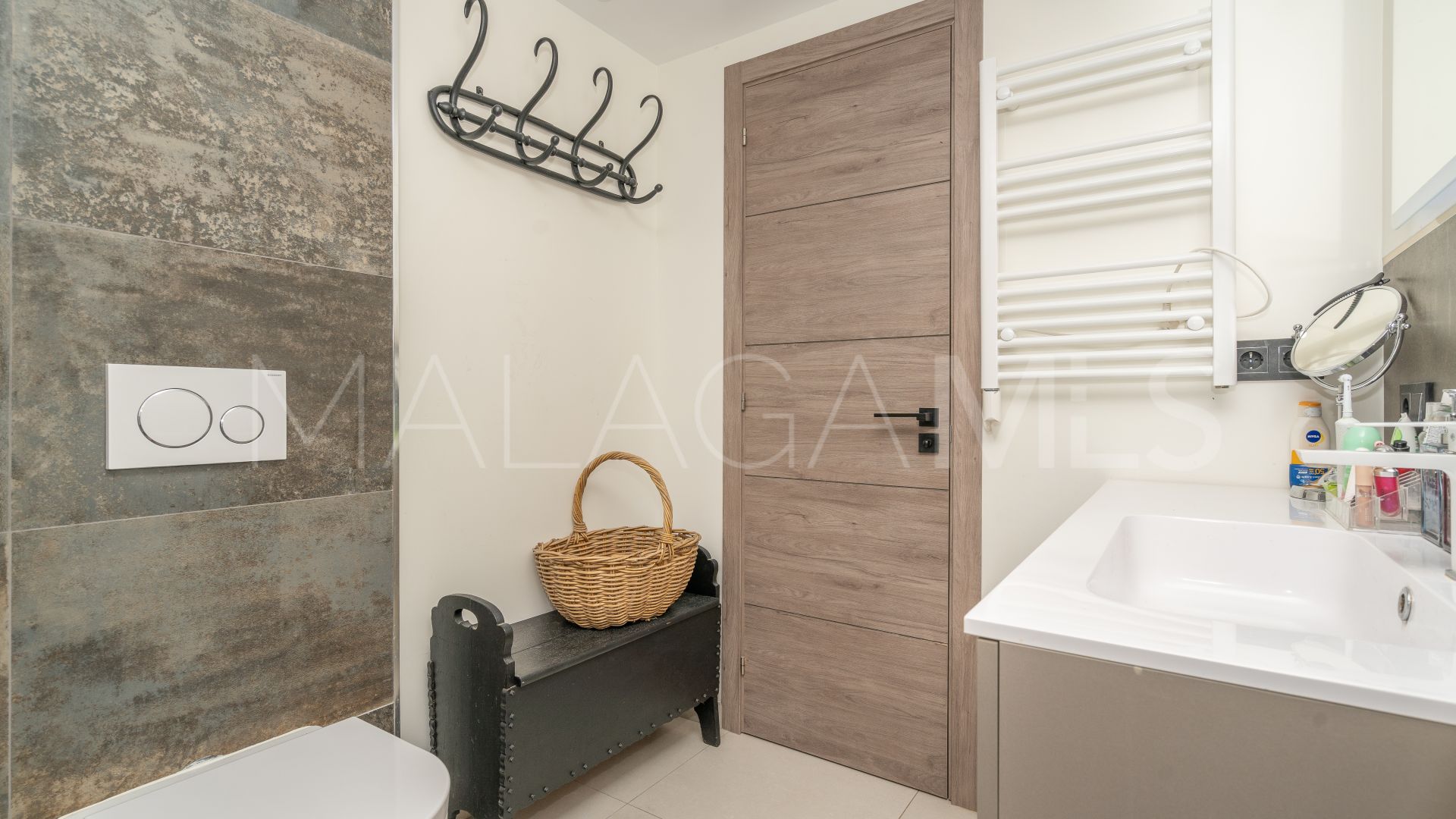 Buy apartamento planta baja in La Resina Golf