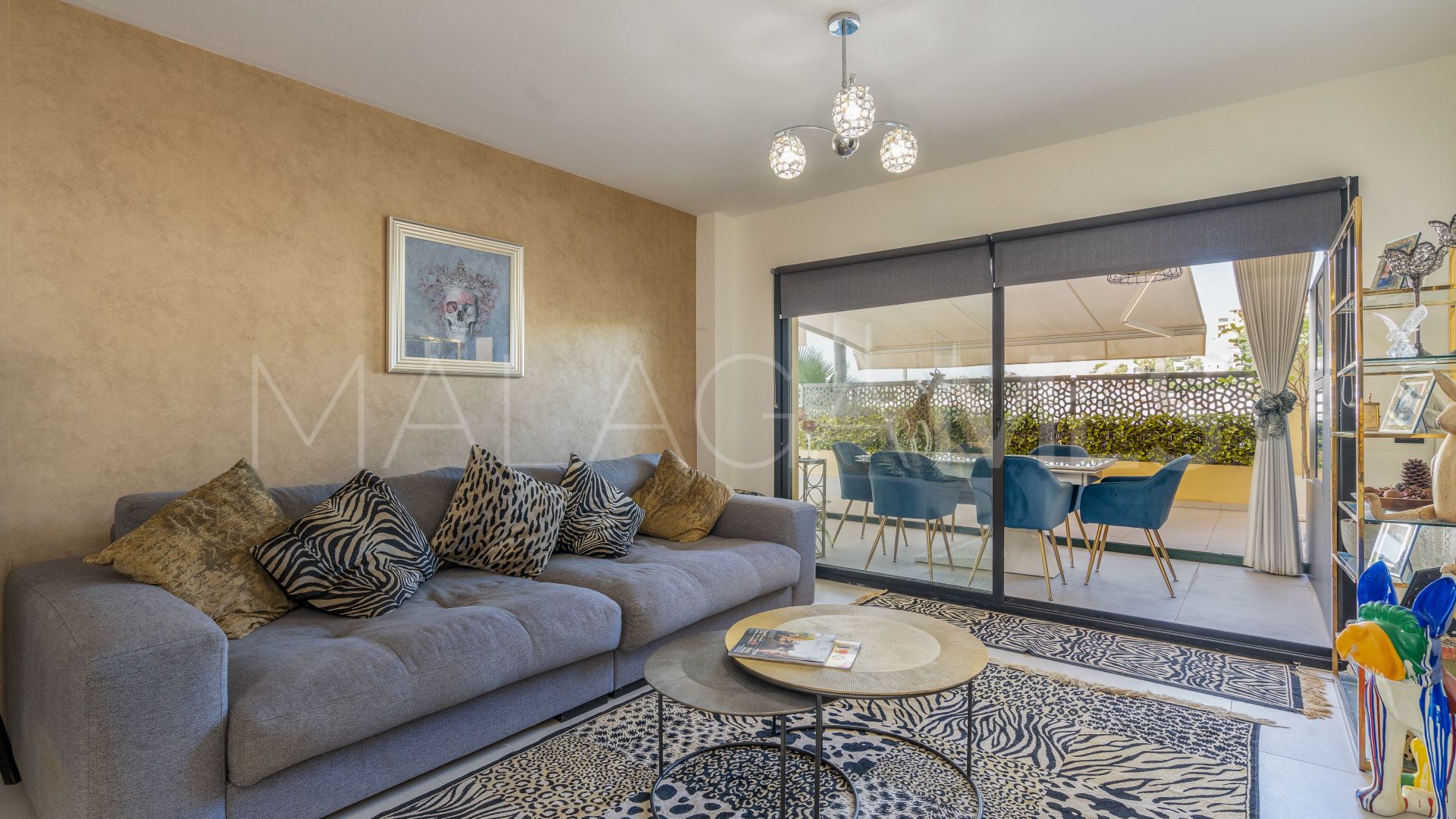 Buy apartamento planta baja in La Resina Golf