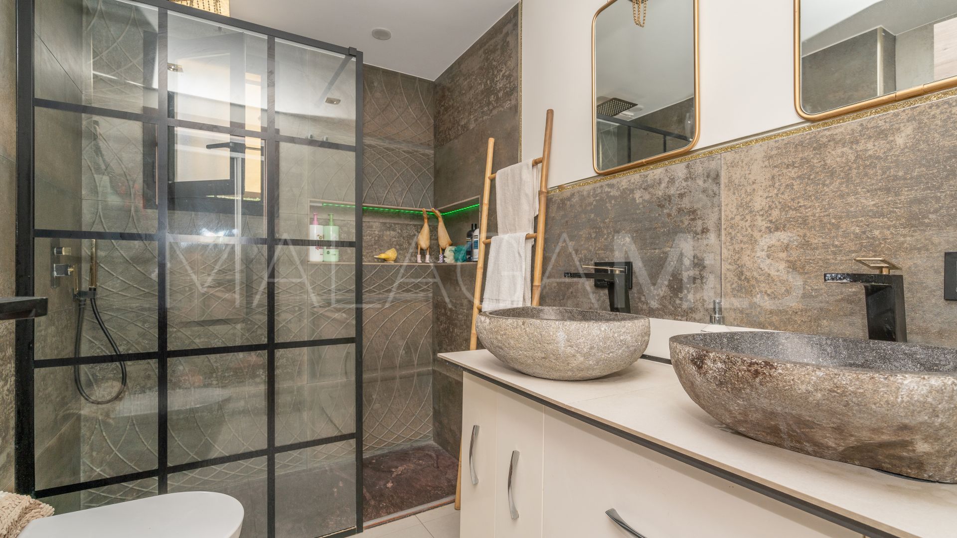 Buy apartamento planta baja in La Resina Golf