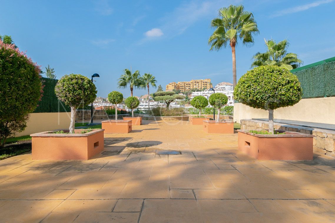 Buy apartamento planta baja in La Resina Golf