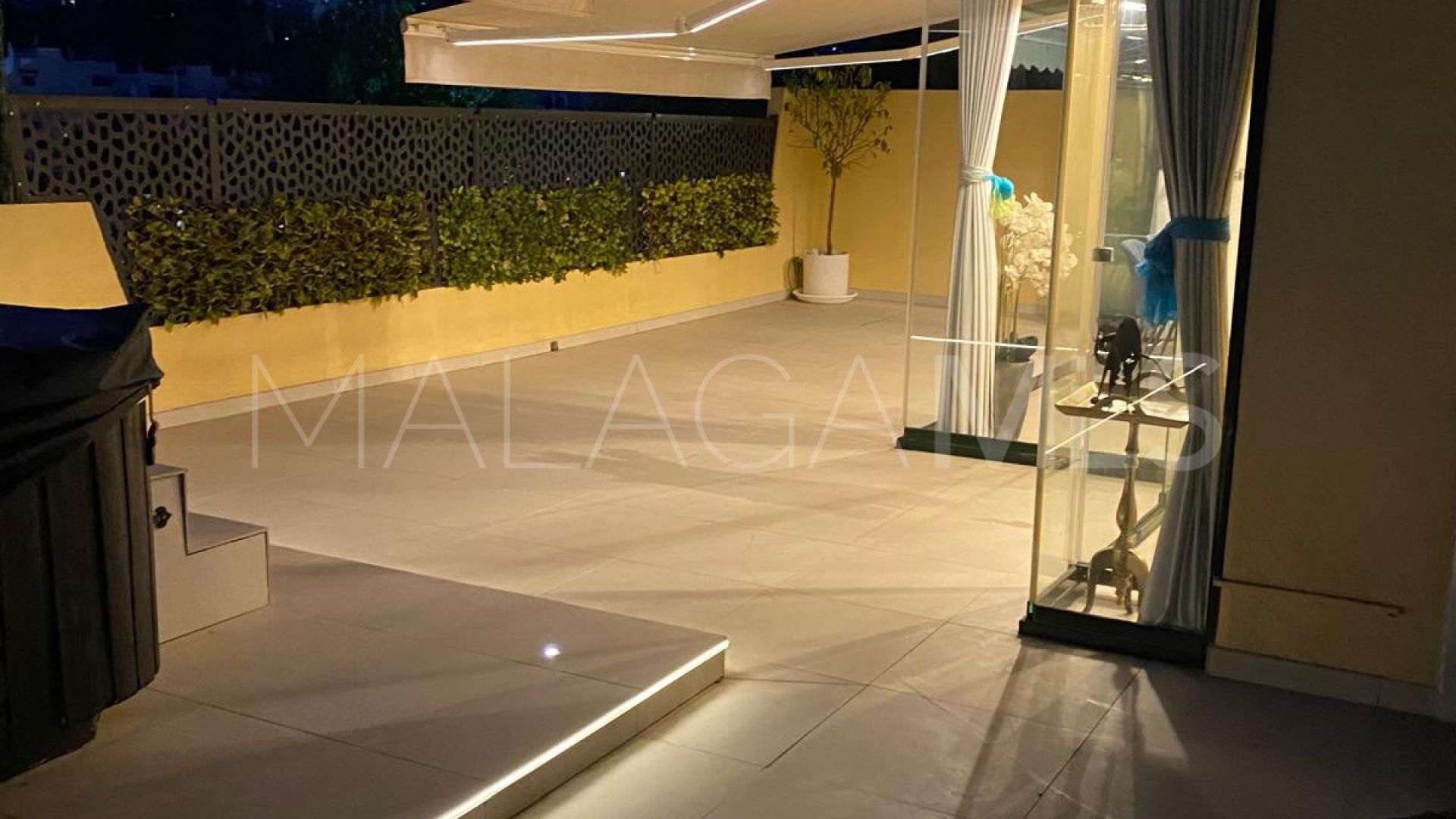 Buy apartamento planta baja in La Resina Golf