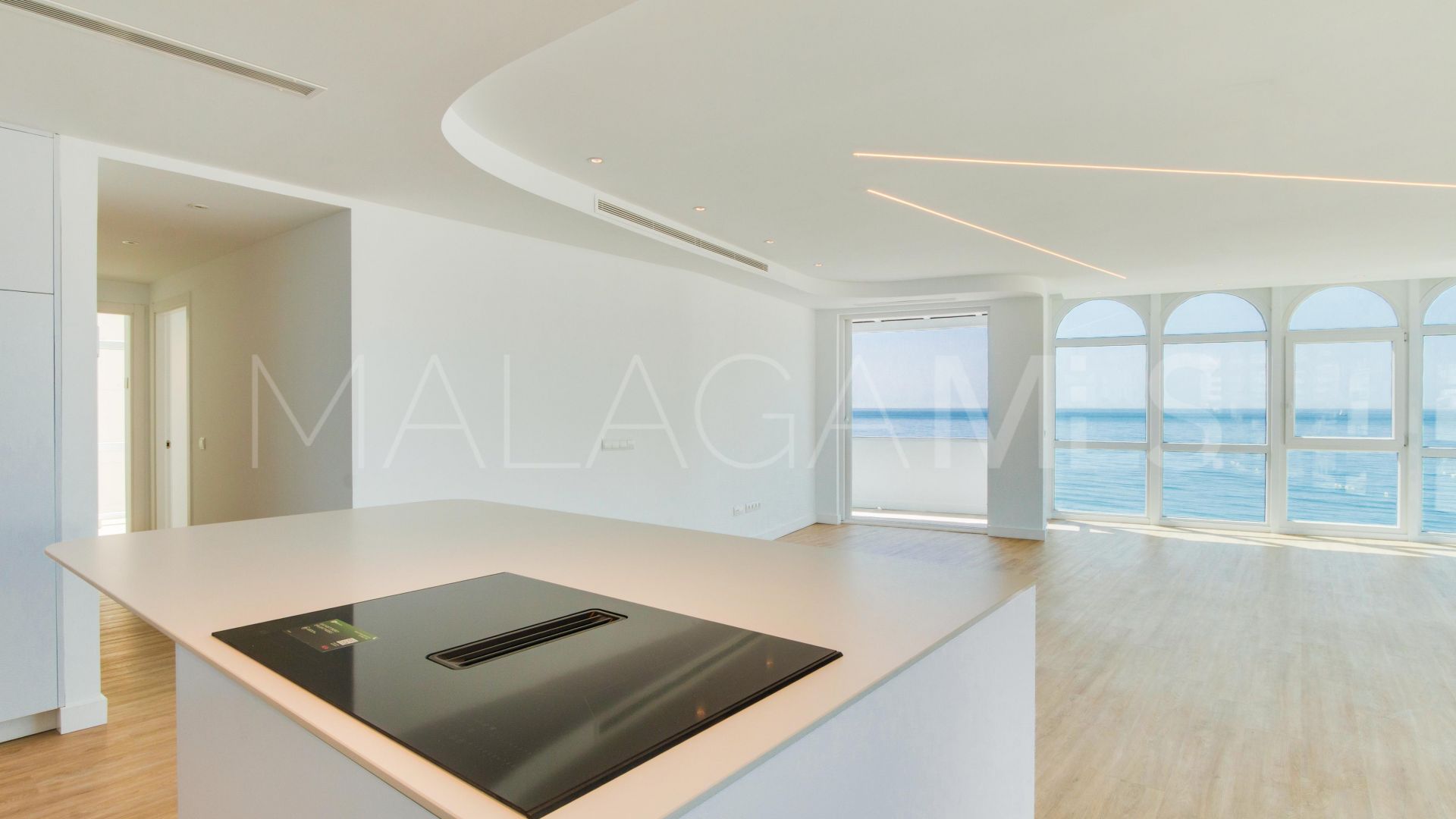Ático with 3 bedrooms for sale in Estepona Casco Antiguo