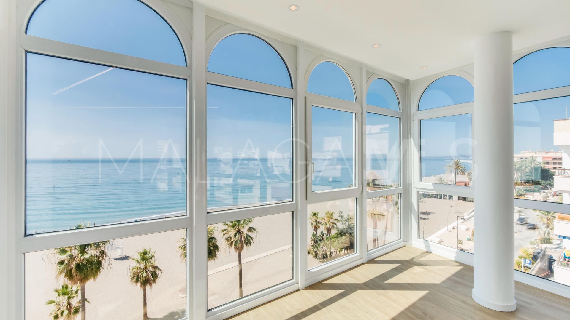 Ático with 3 bedrooms for sale in Estepona Casco Antiguo