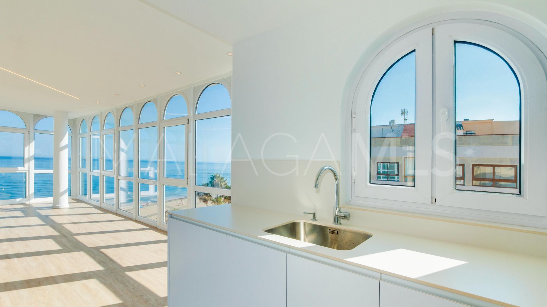 Ático with 3 bedrooms for sale in Estepona Casco Antiguo