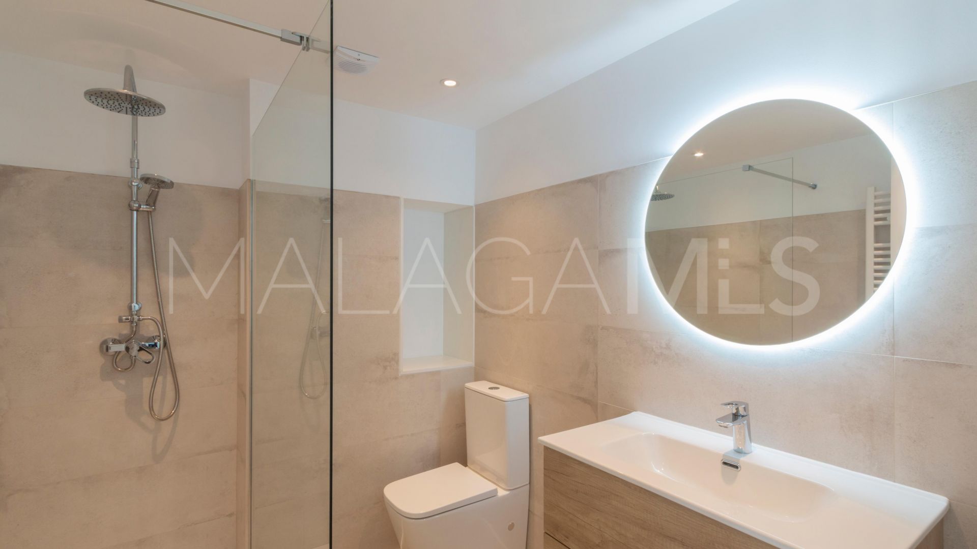Ático with 3 bedrooms for sale in Estepona Casco Antiguo