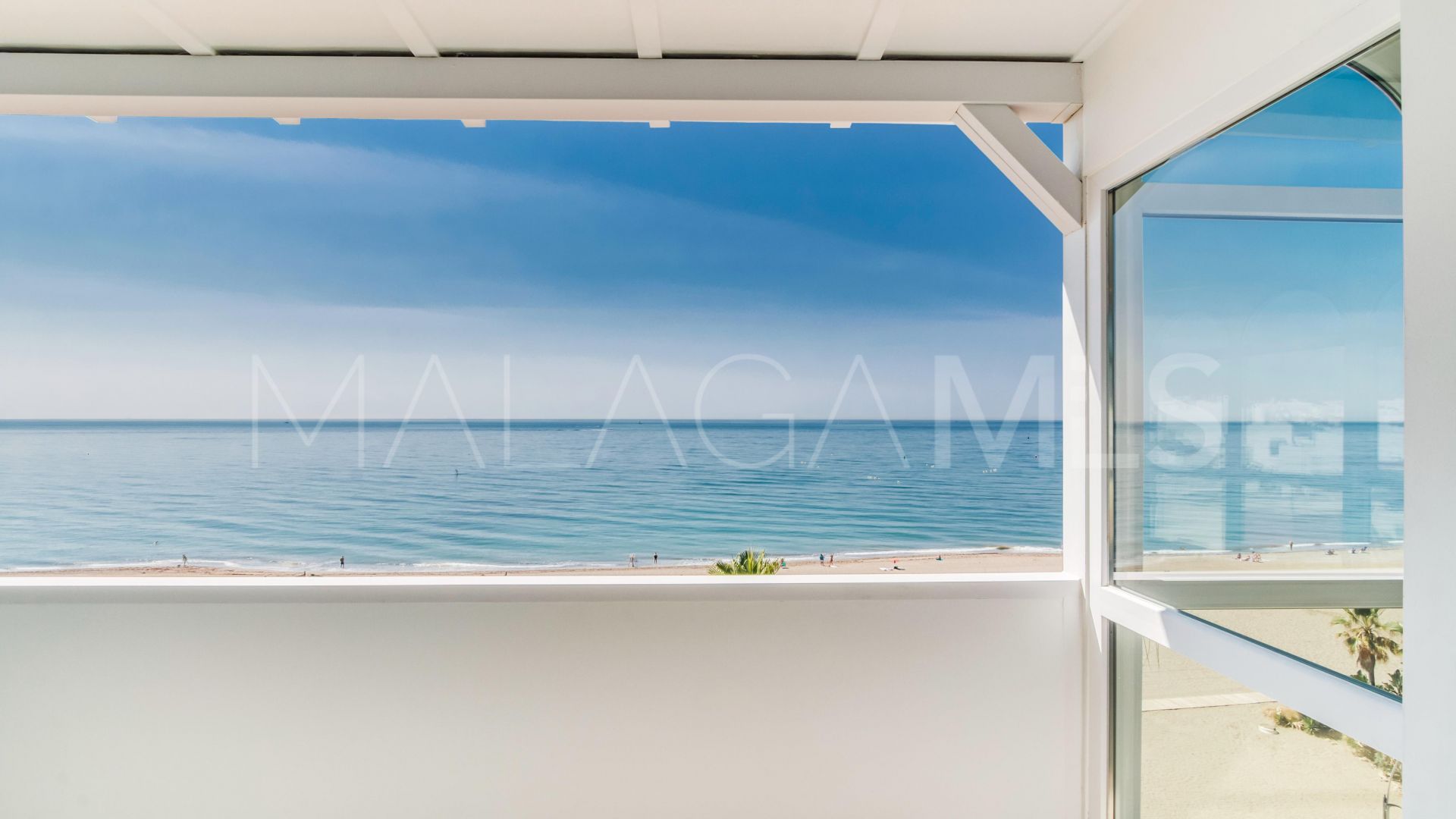 Ático with 3 bedrooms for sale in Estepona Casco Antiguo