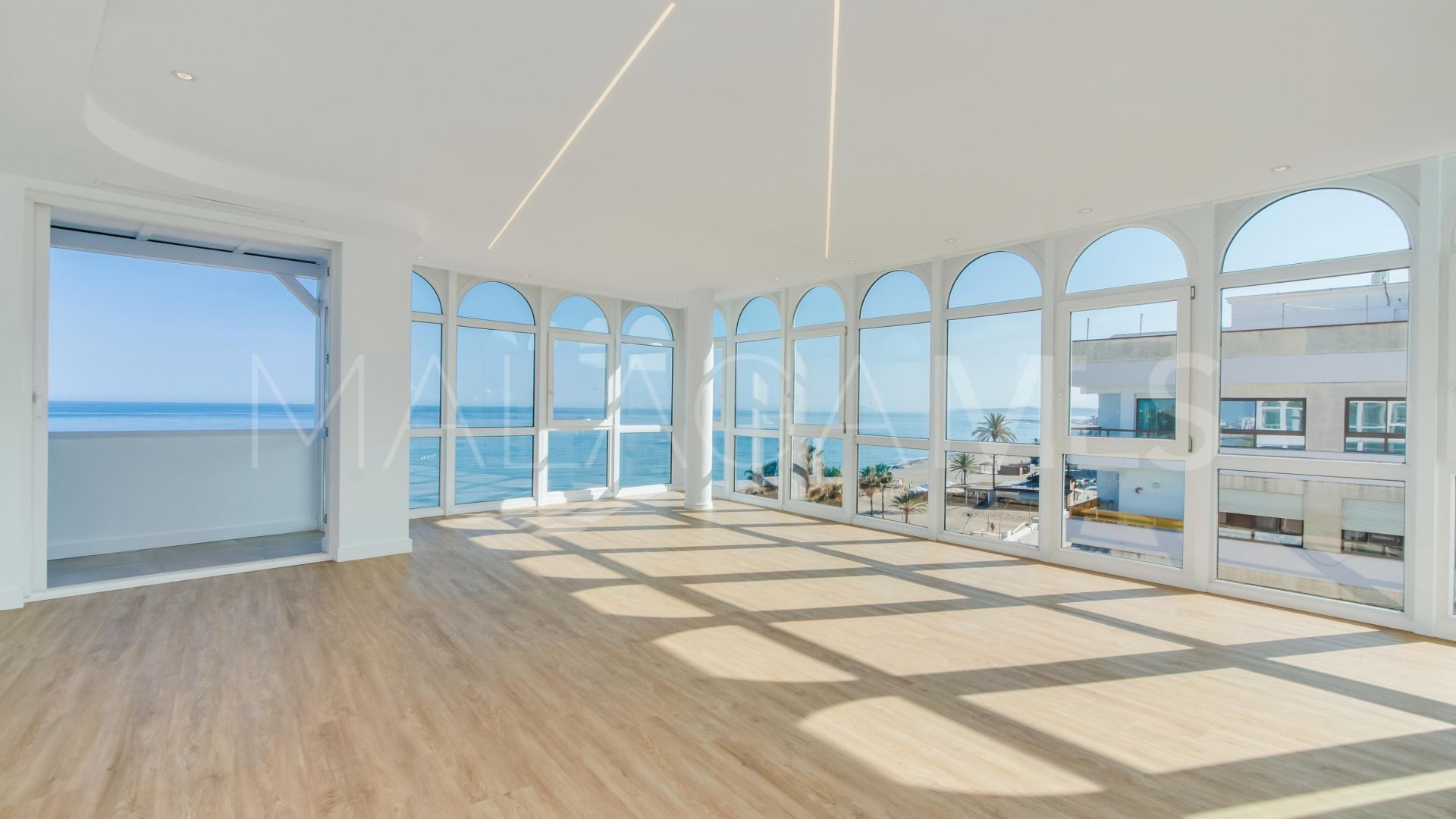 Ático with 3 bedrooms for sale in Estepona Casco Antiguo