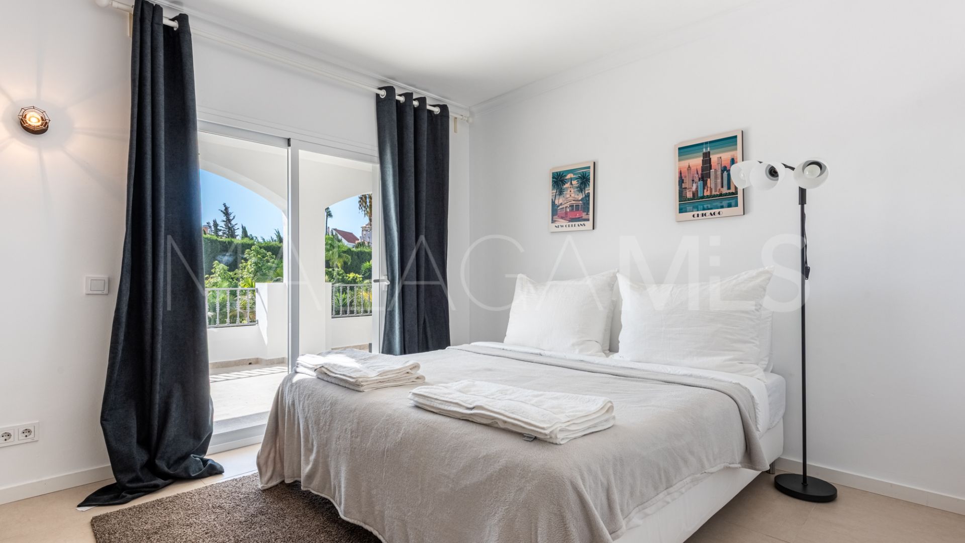 Se vende villa de 4 bedrooms in Nueva Andalucia