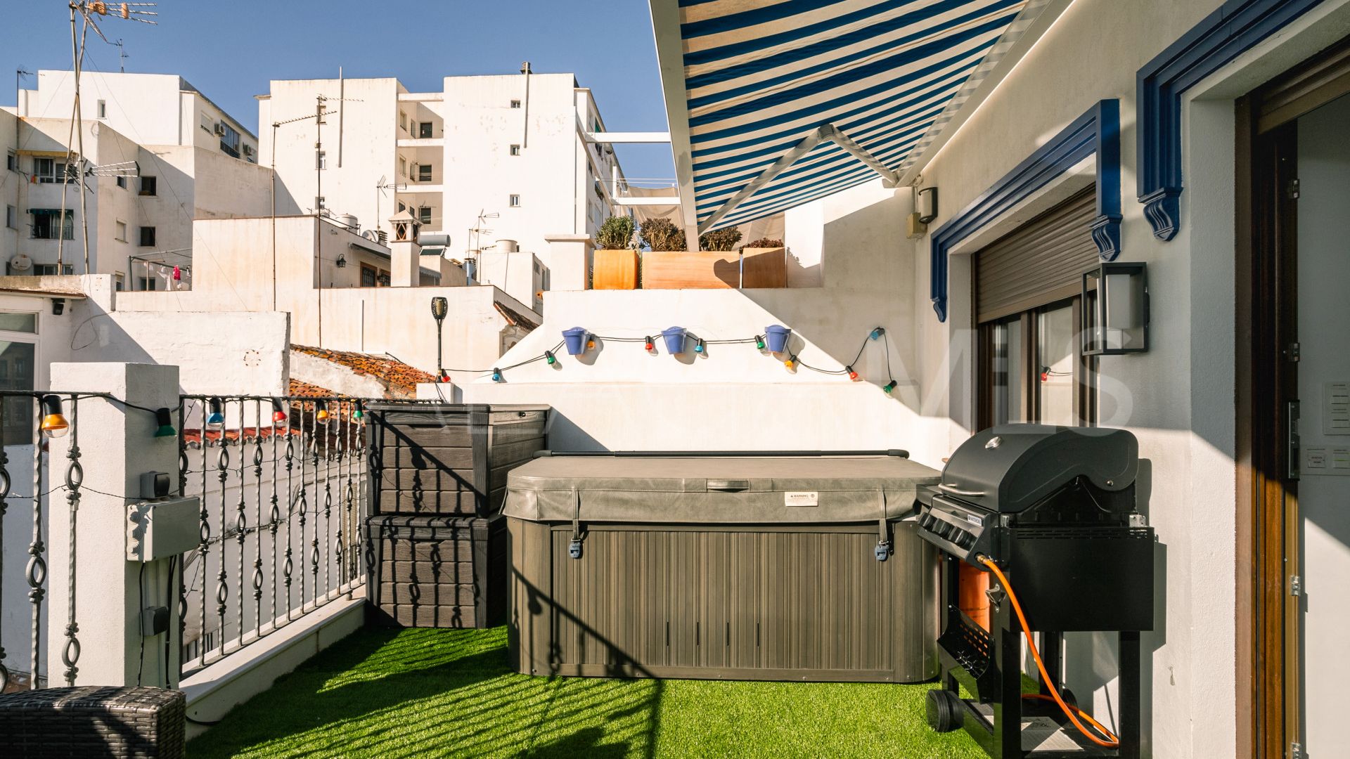 Reihenhaus for sale in Casco antiguo