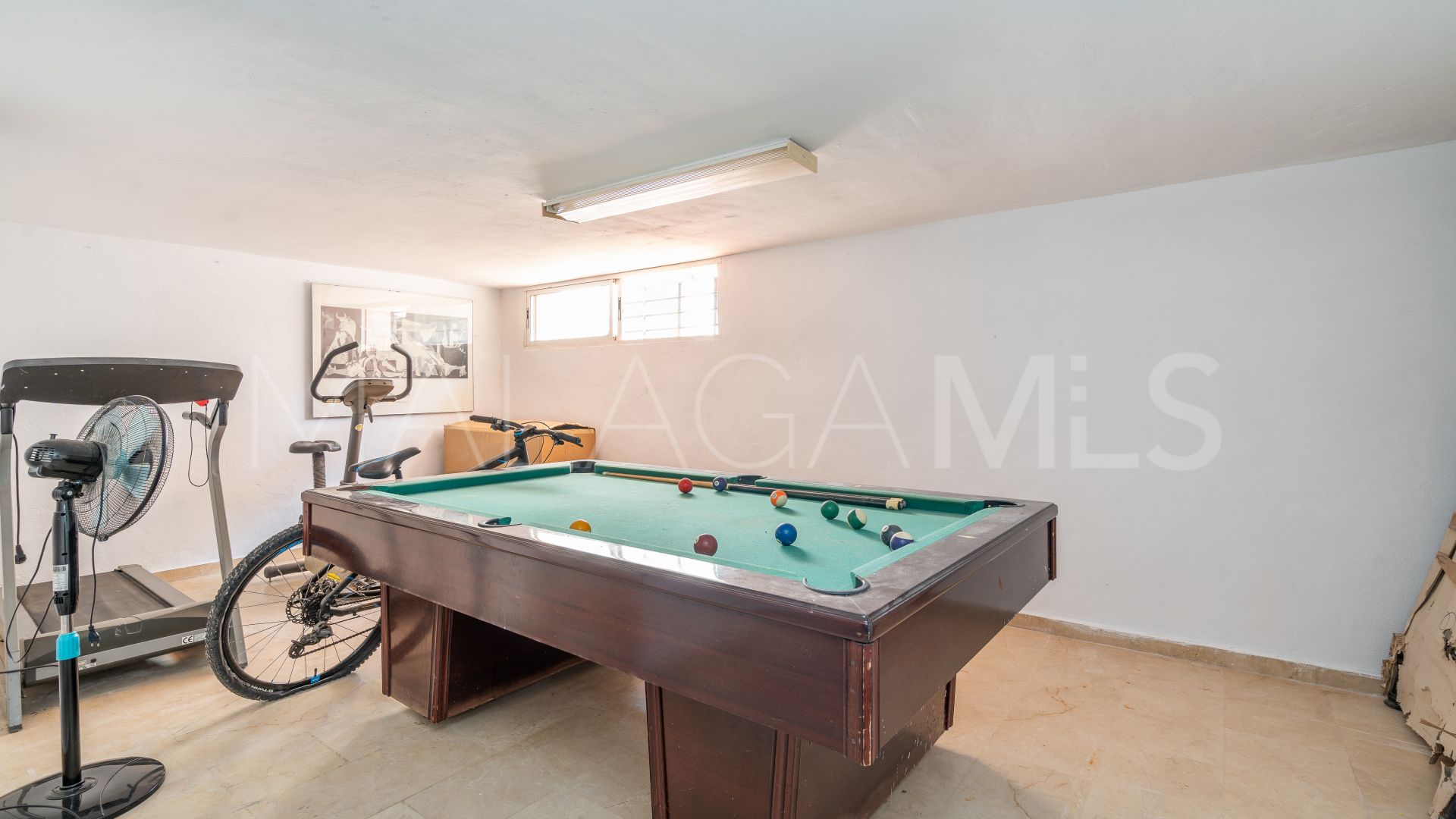 Maison de ville for sale in Estepona Ville