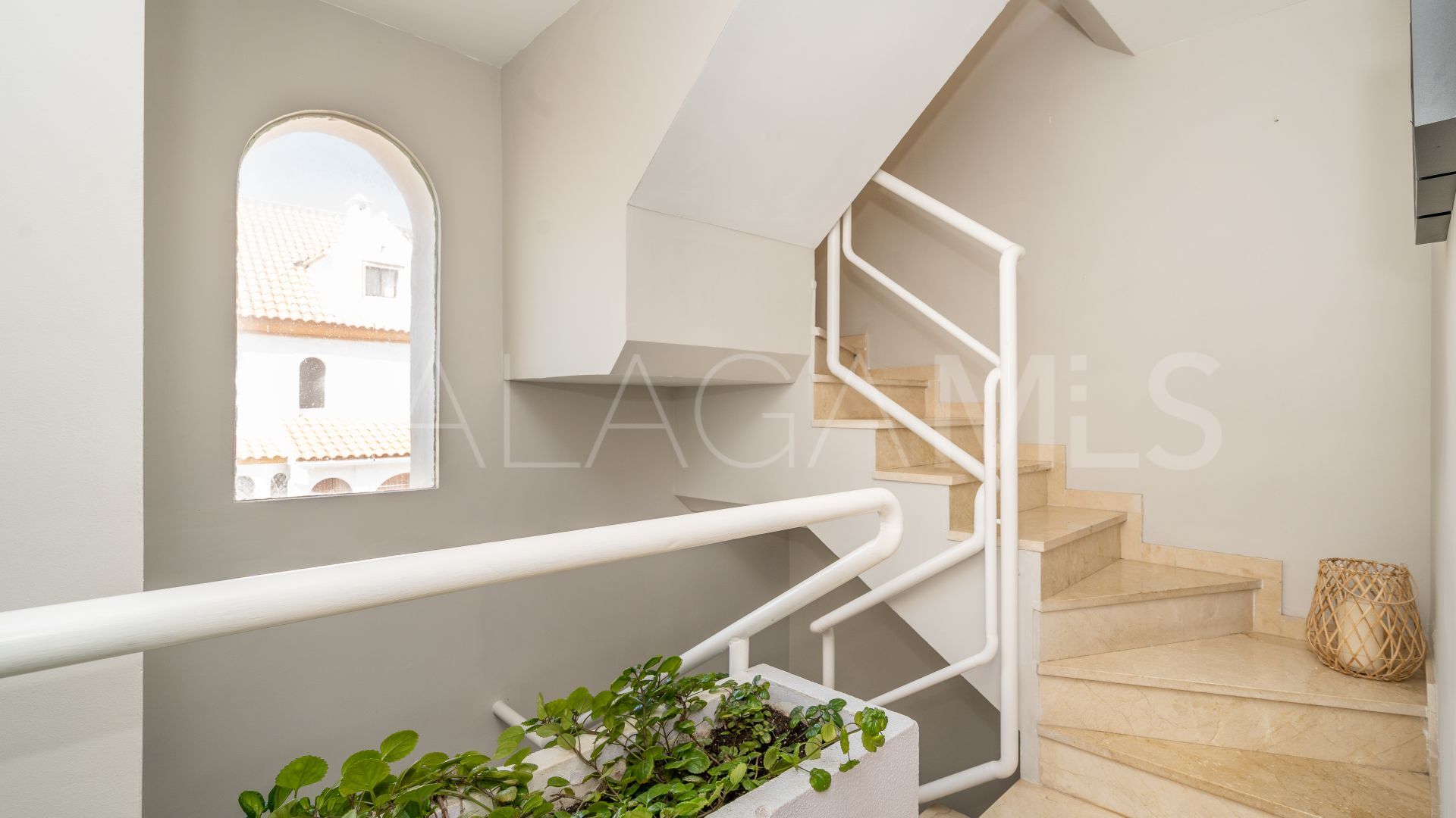 Maison de ville for sale in Estepona Ville