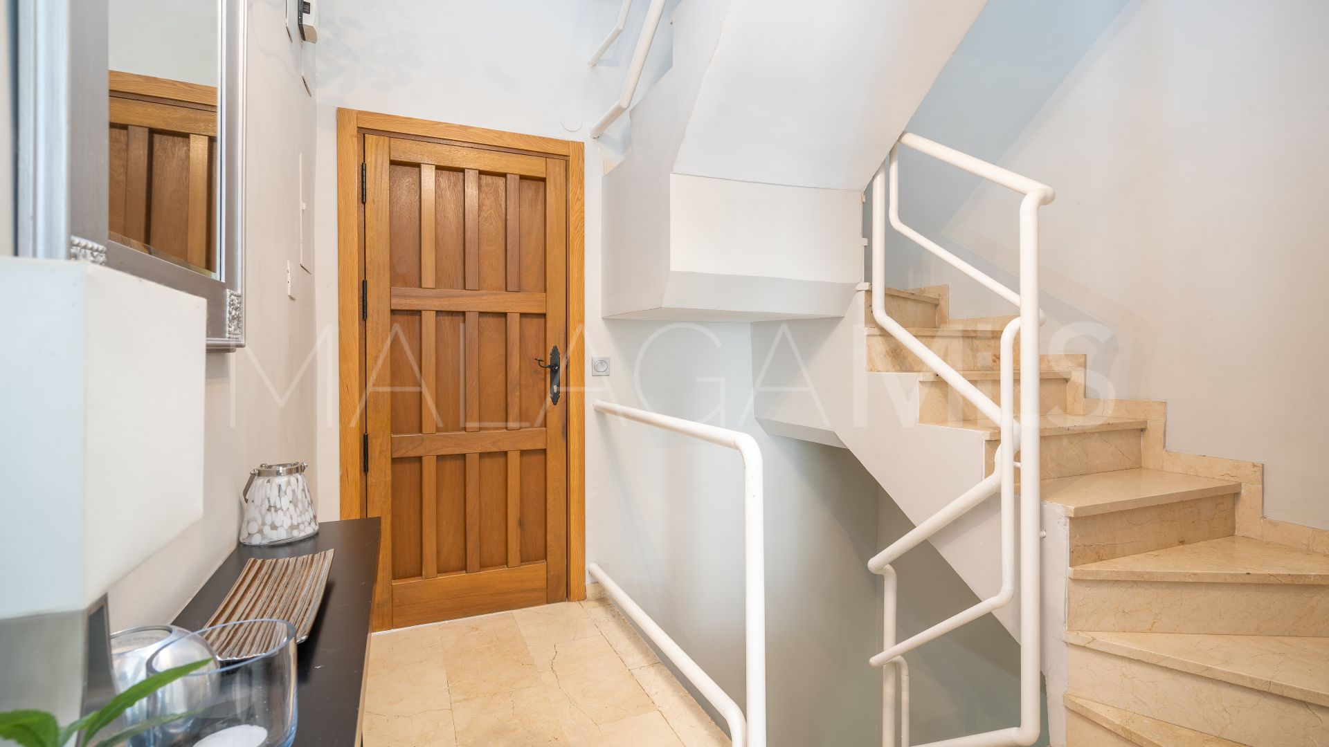 Maison de ville for sale in Estepona Ville