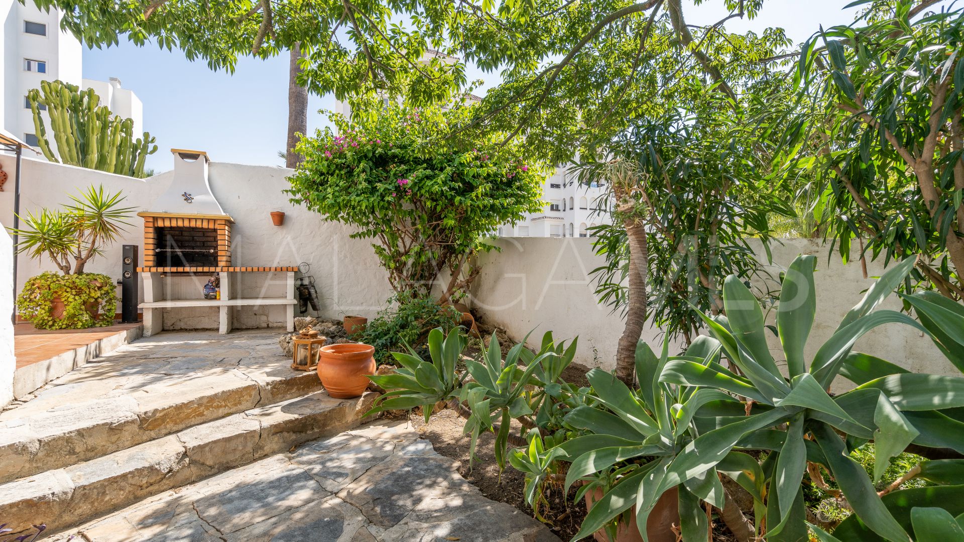 Maison de ville for sale in Estepona Ville