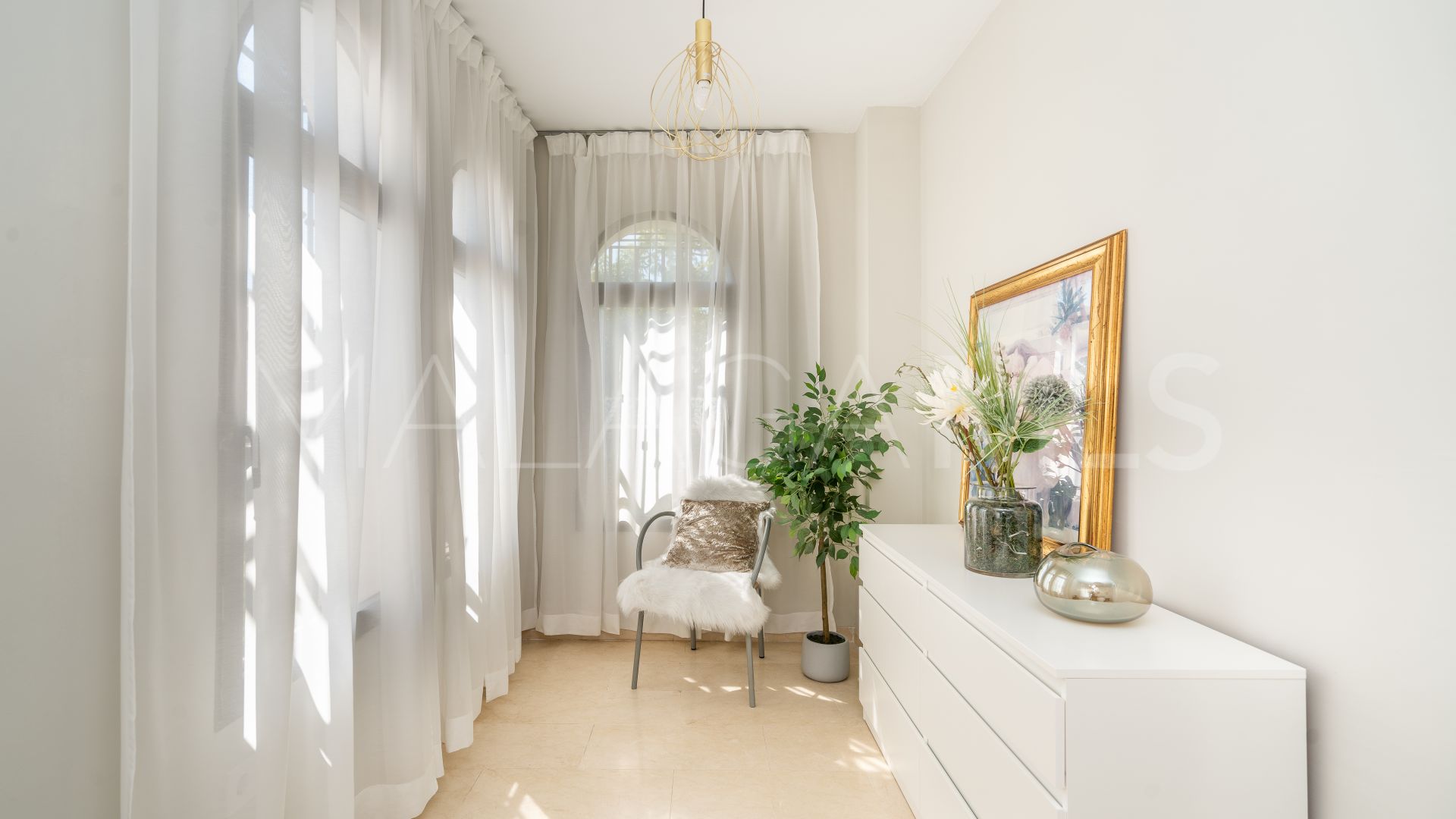Maison de ville for sale in Estepona Ville