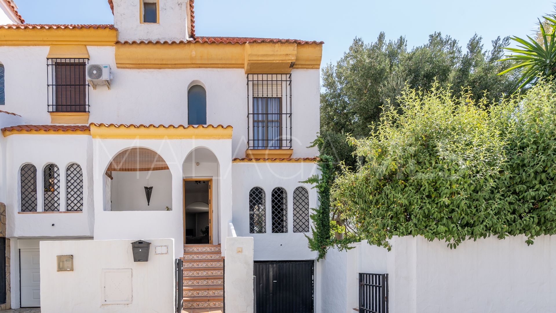 Maison de ville for sale in Estepona Ville