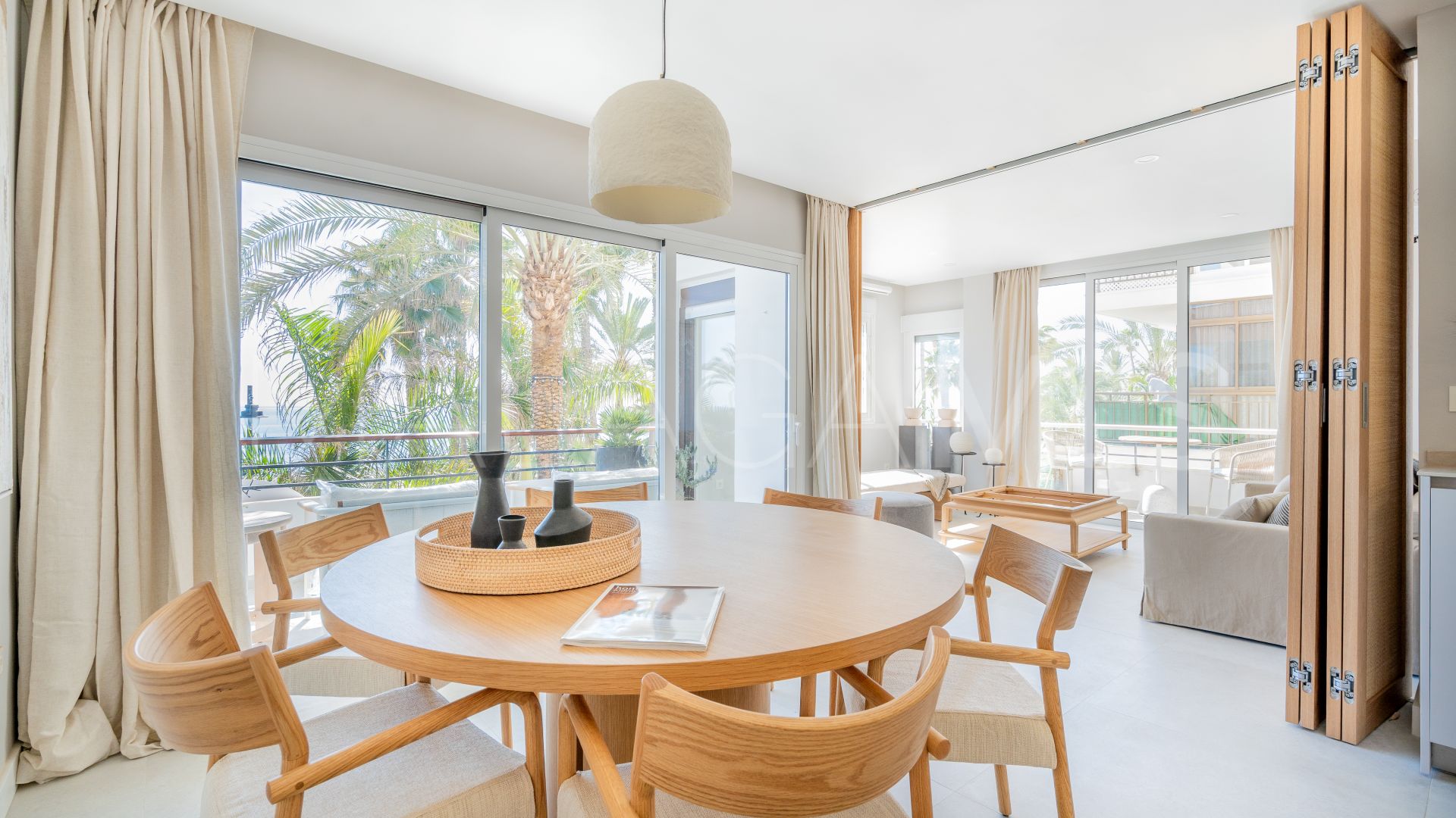 Apartamento de 3 bedrooms a la venta in Estepona Ciudad