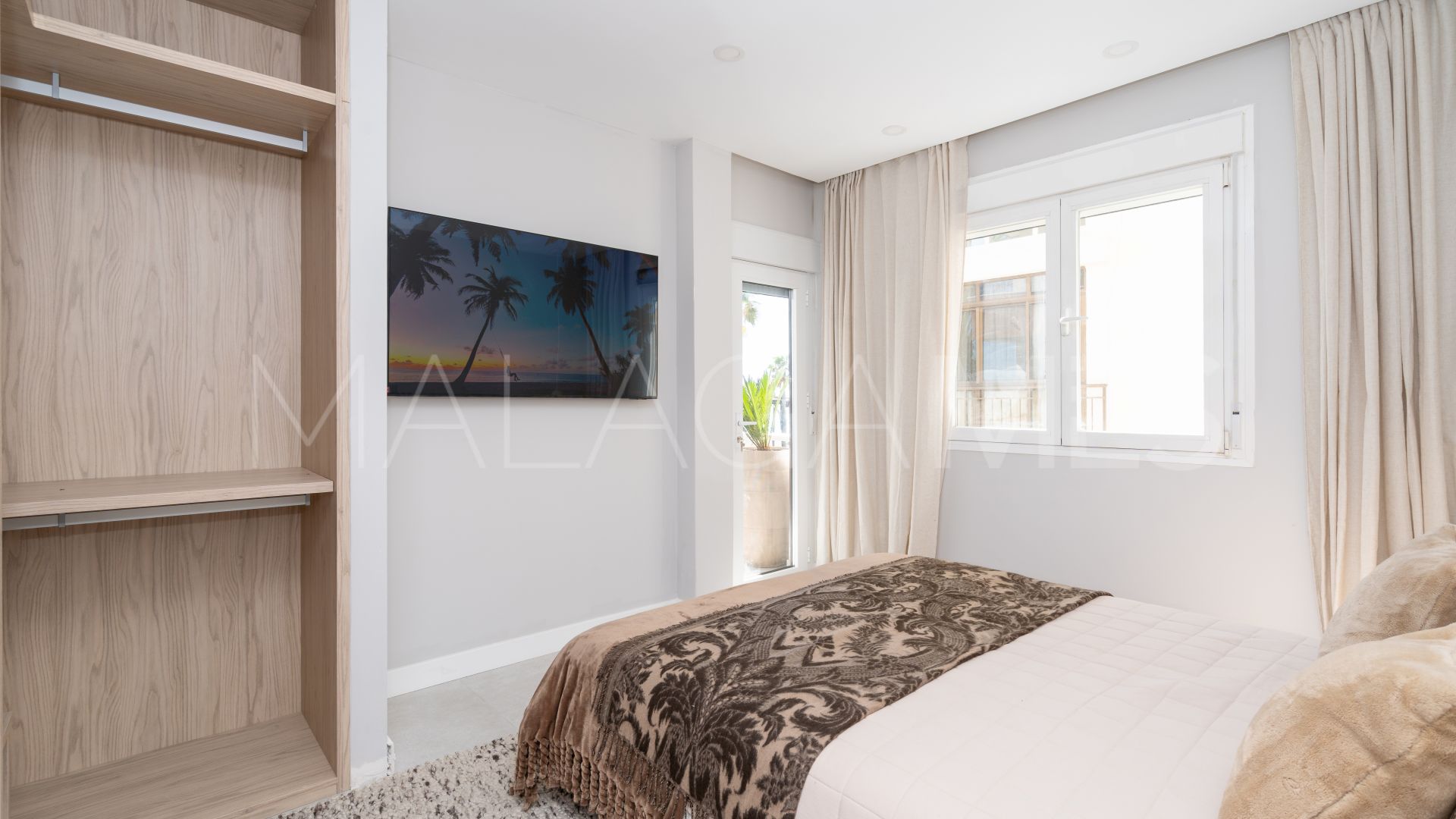 Apartamento de 3 bedrooms a la venta in Estepona Ciudad