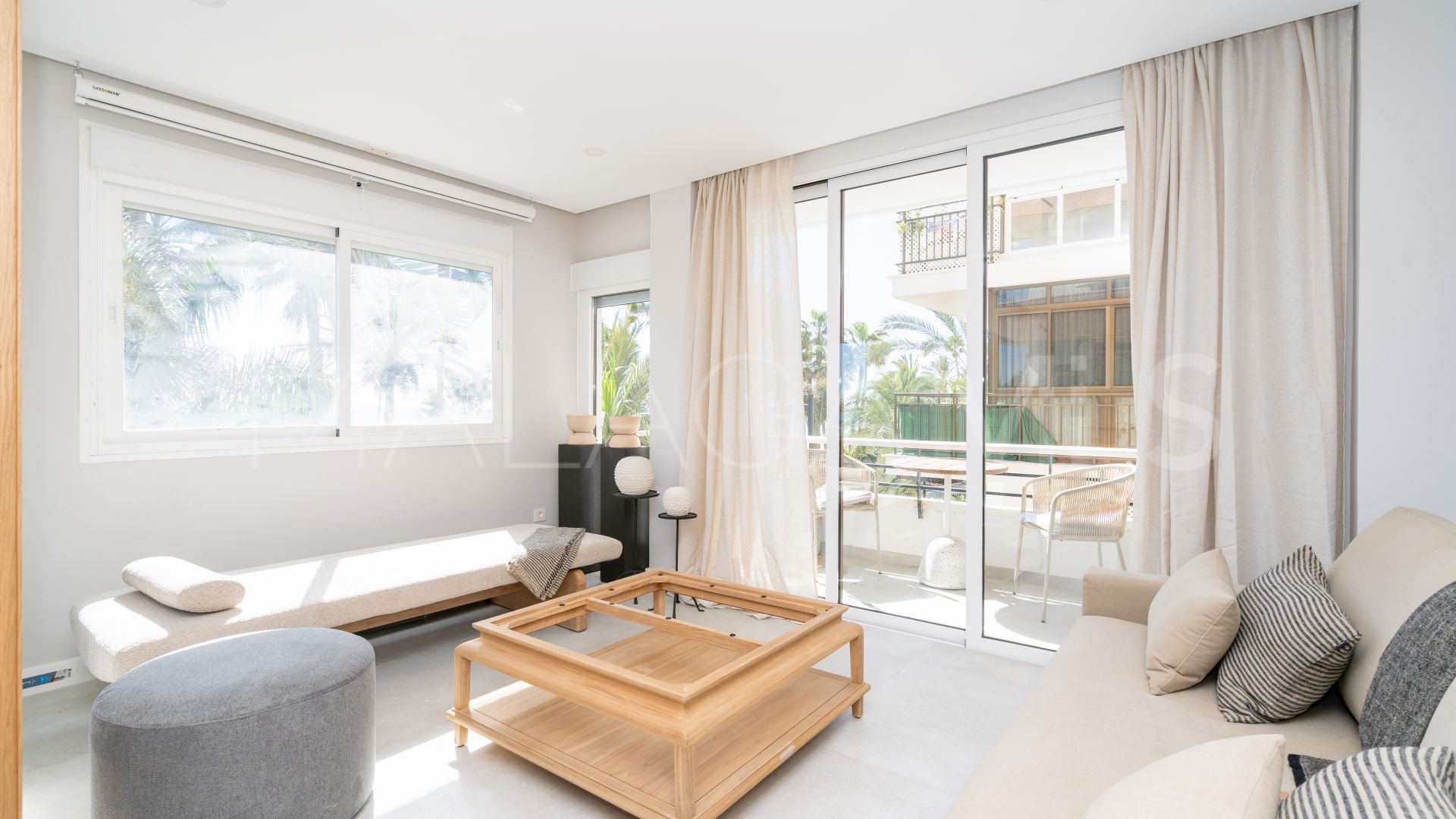 Apartamento de 3 bedrooms a la venta in Estepona Ciudad