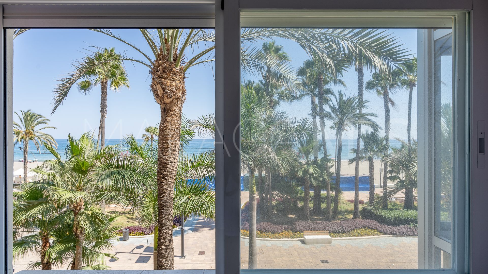 3 bedrooms apartment in Estepona Town for sale