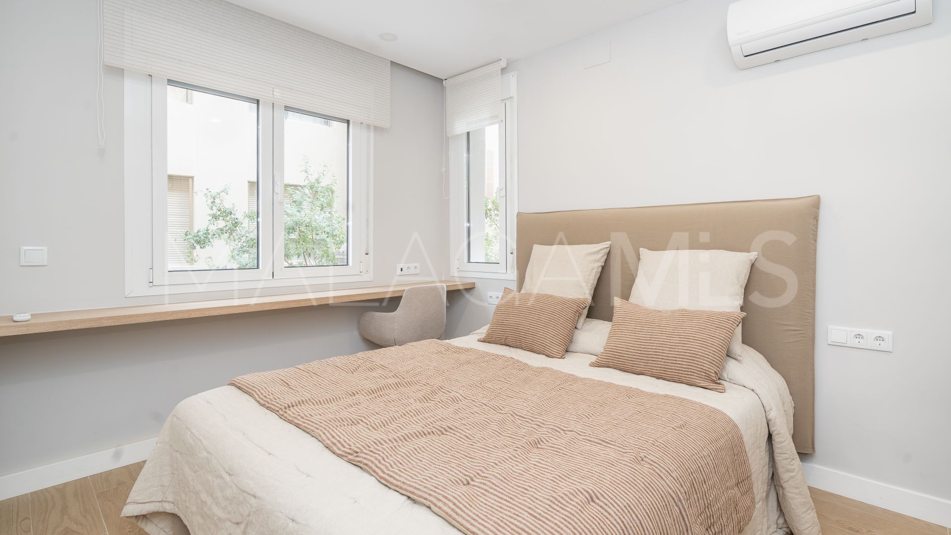 Apartment for sale in Estepona Town