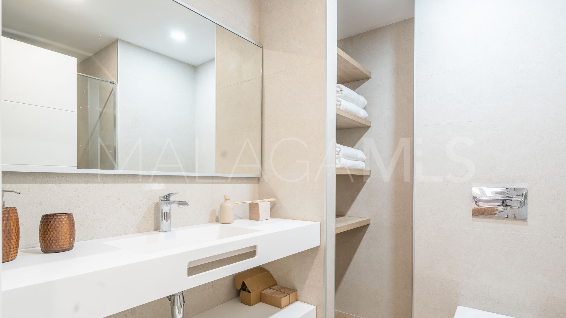 Apartment for sale in Estepona Town