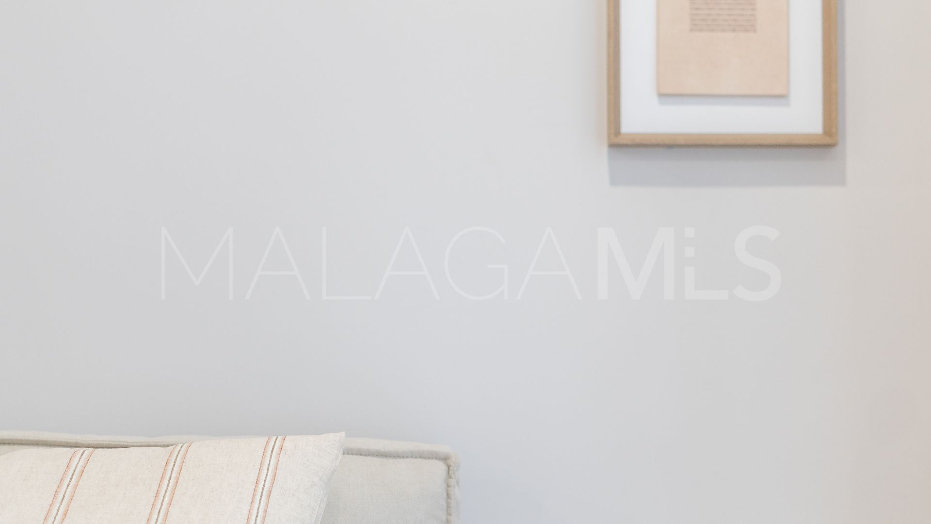 Apartment for sale in Estepona Town