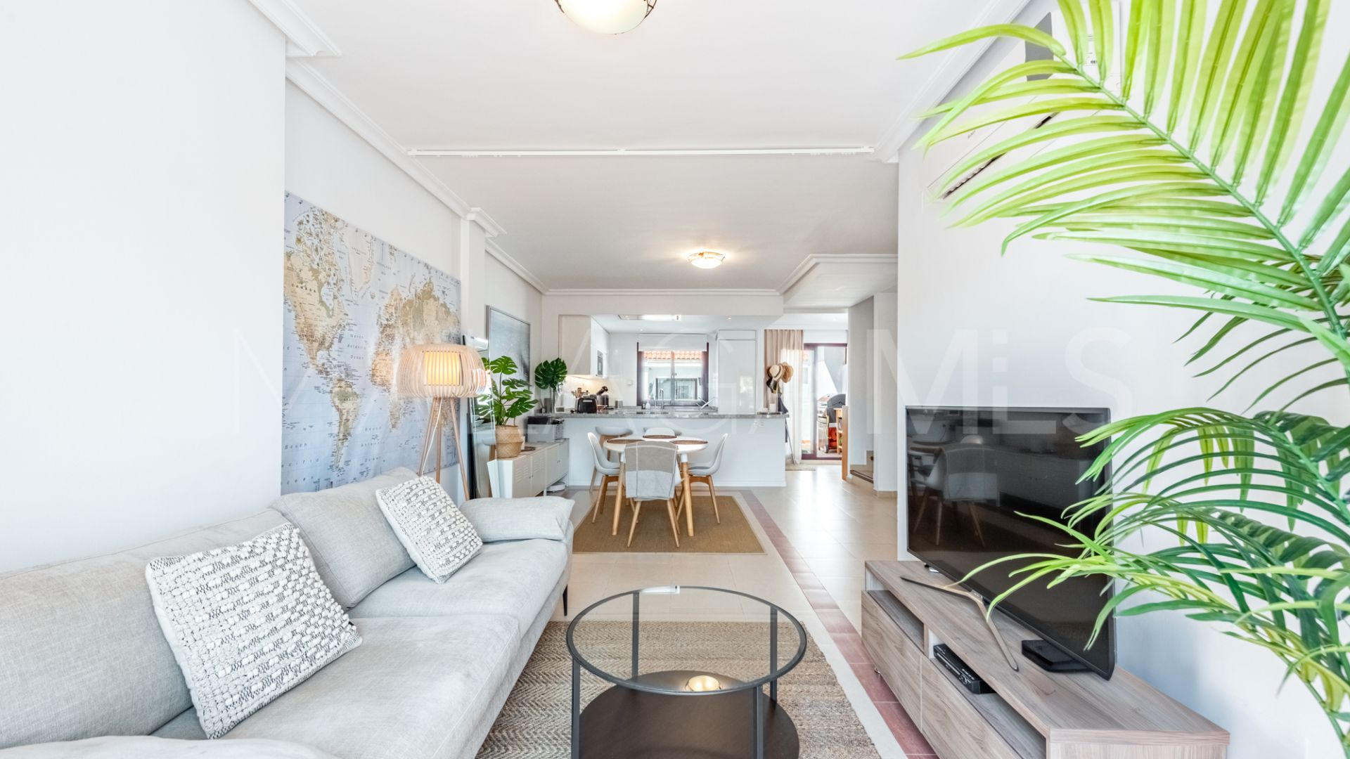 Zweistöckiges penthouse for sale in Nueva Andalucia