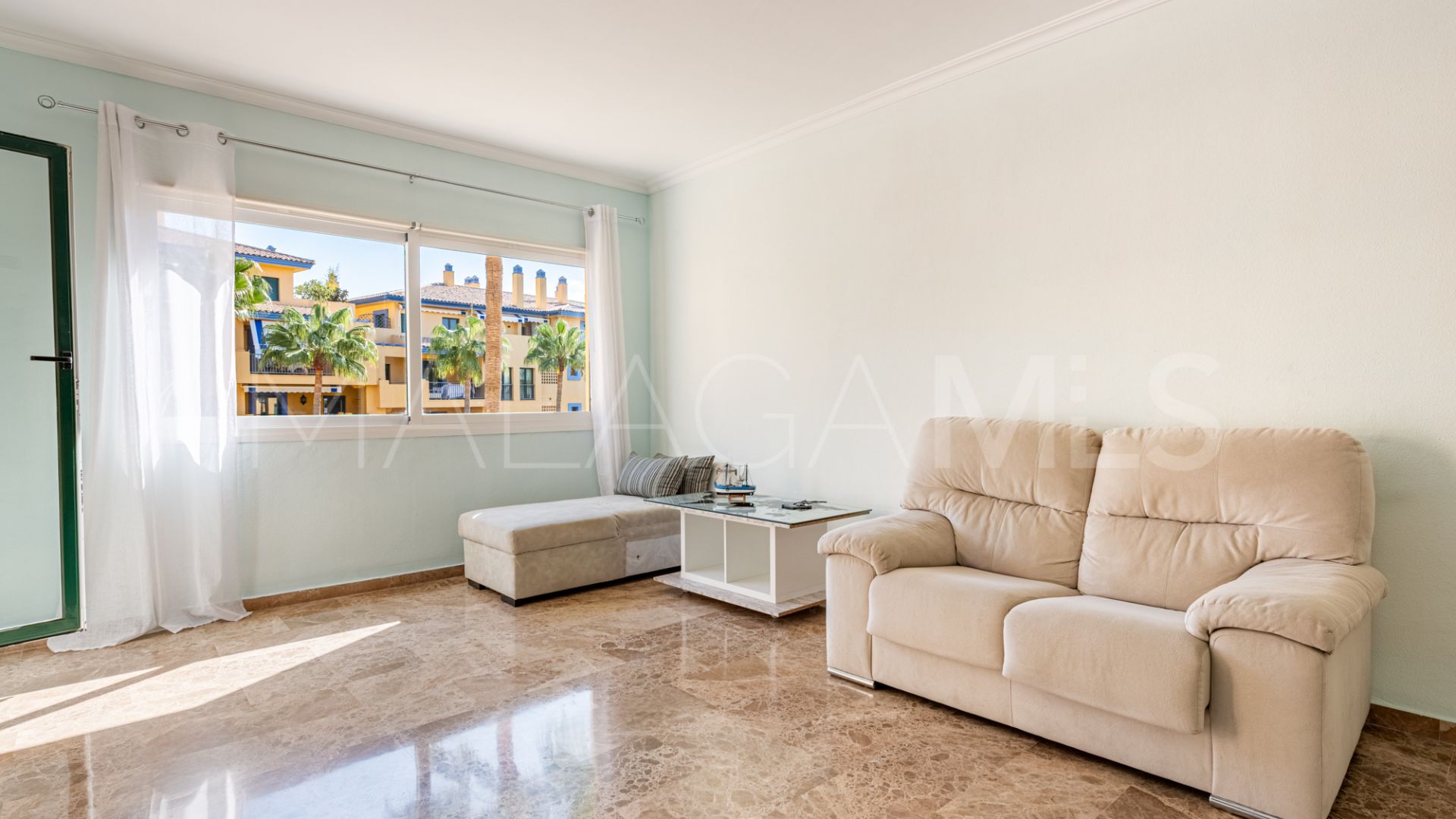 Buy apartment with 2 bedrooms in San Pedro de Alcantara