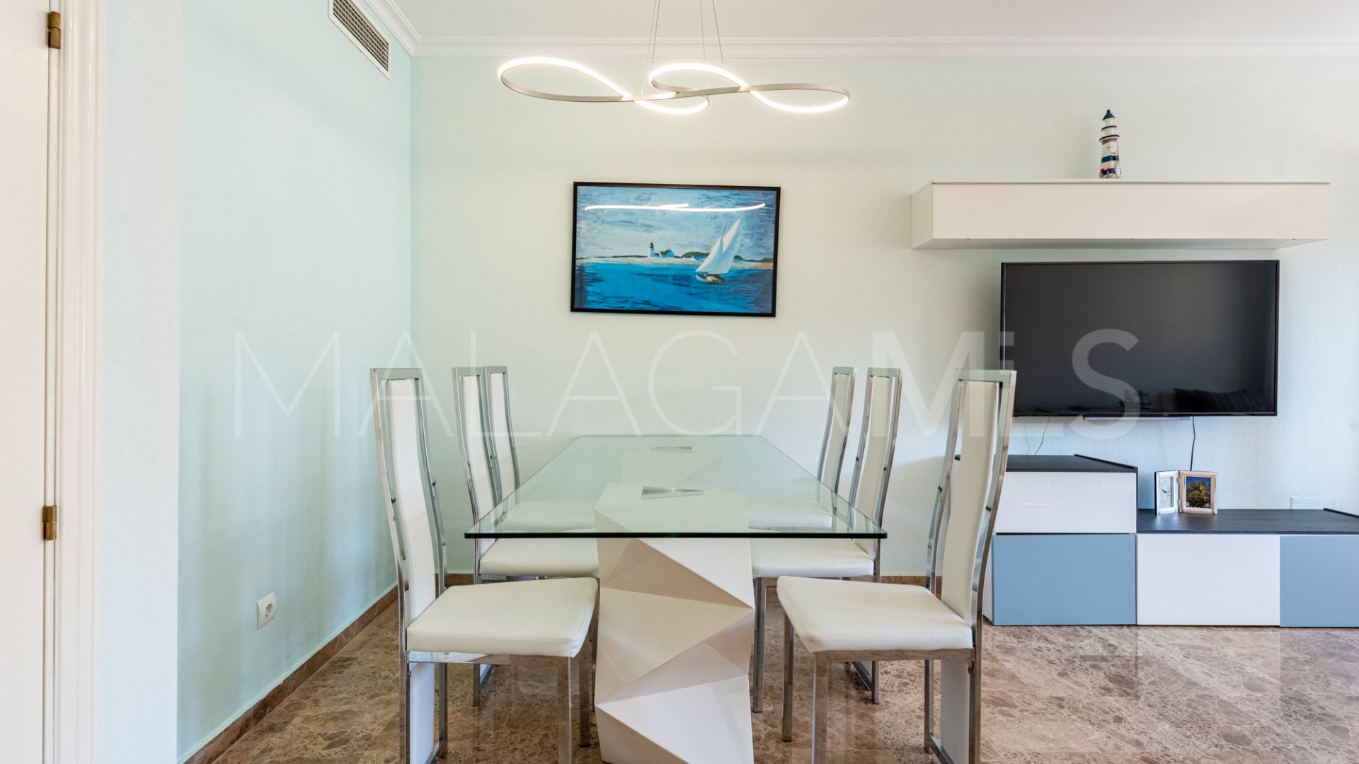 Buy apartment with 2 bedrooms in San Pedro de Alcantara