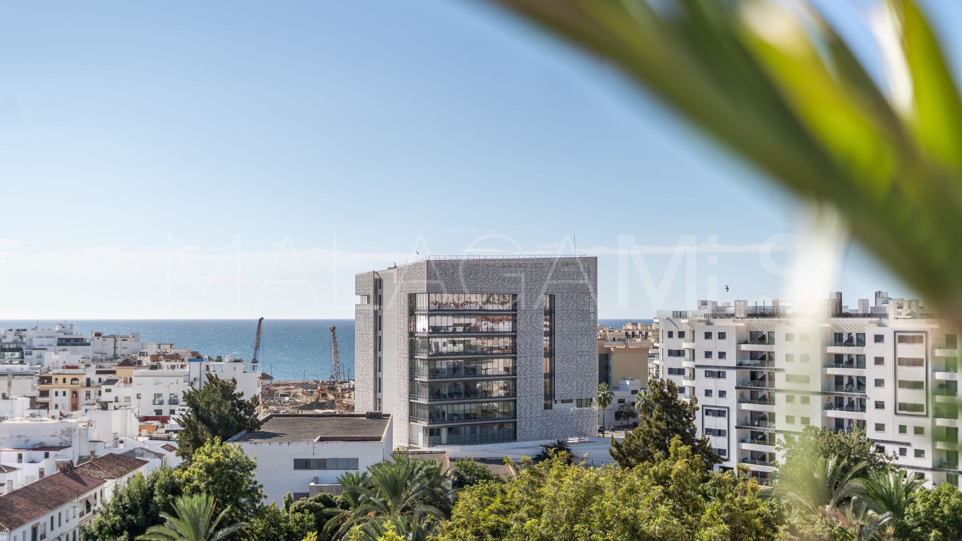 Buy Ático in Estepona Centro