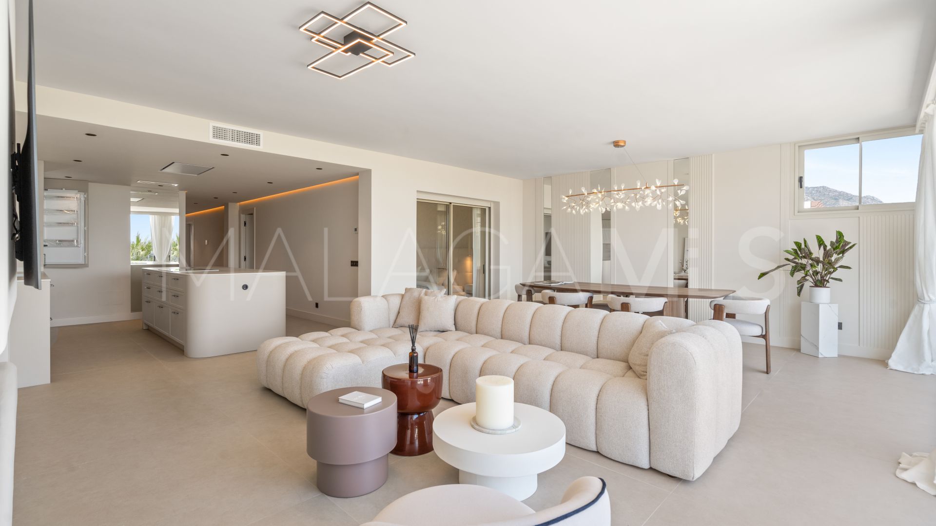 Ground floor apartment for sale in Nueva Andalucia