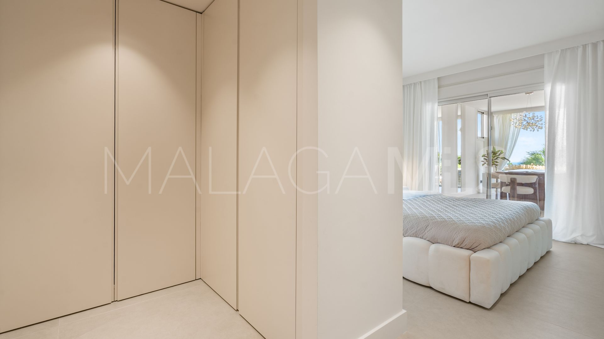 Ground floor apartment for sale in Nueva Andalucia