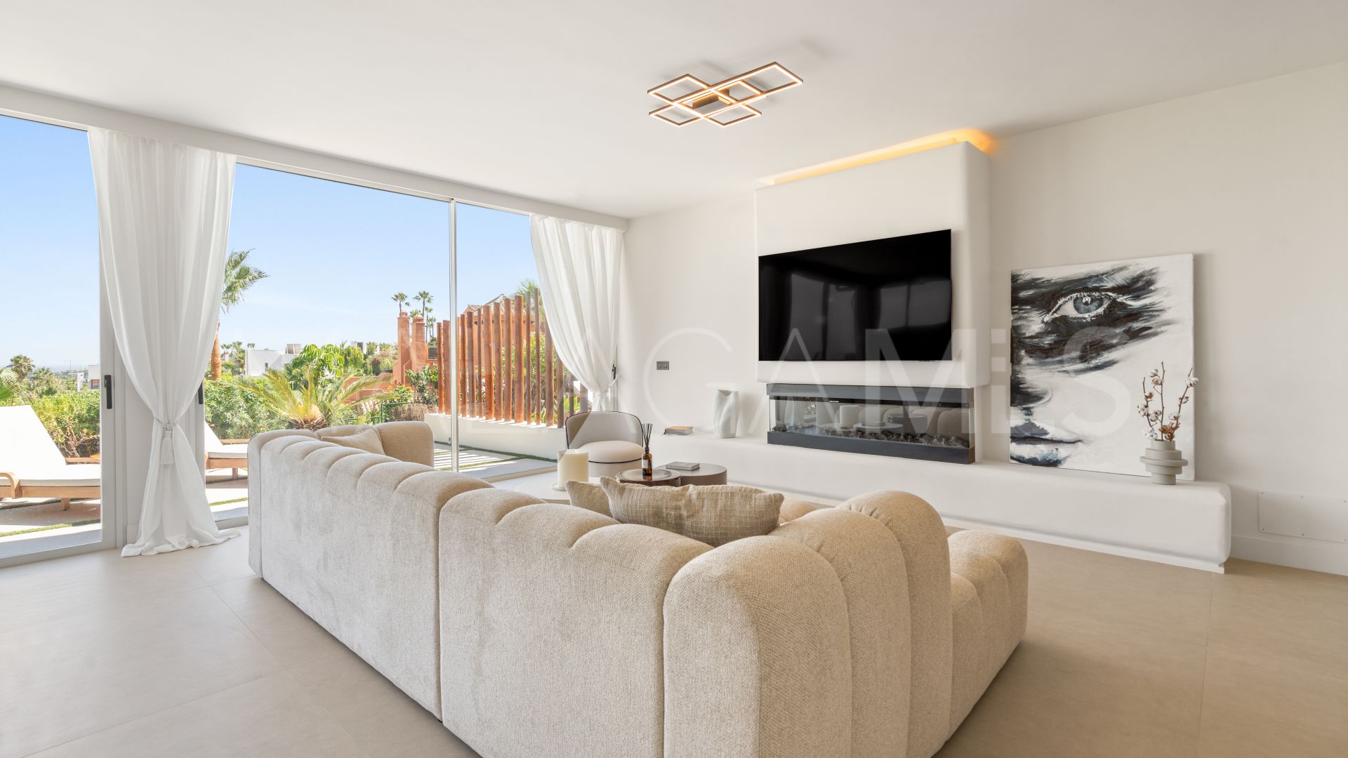 Ground floor apartment for sale in Nueva Andalucia
