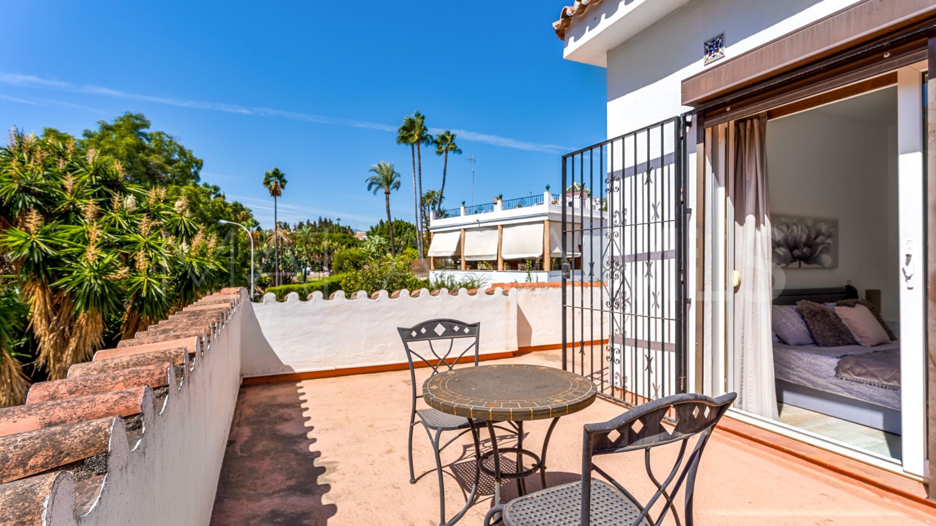Nueva Andalucia villa for sale