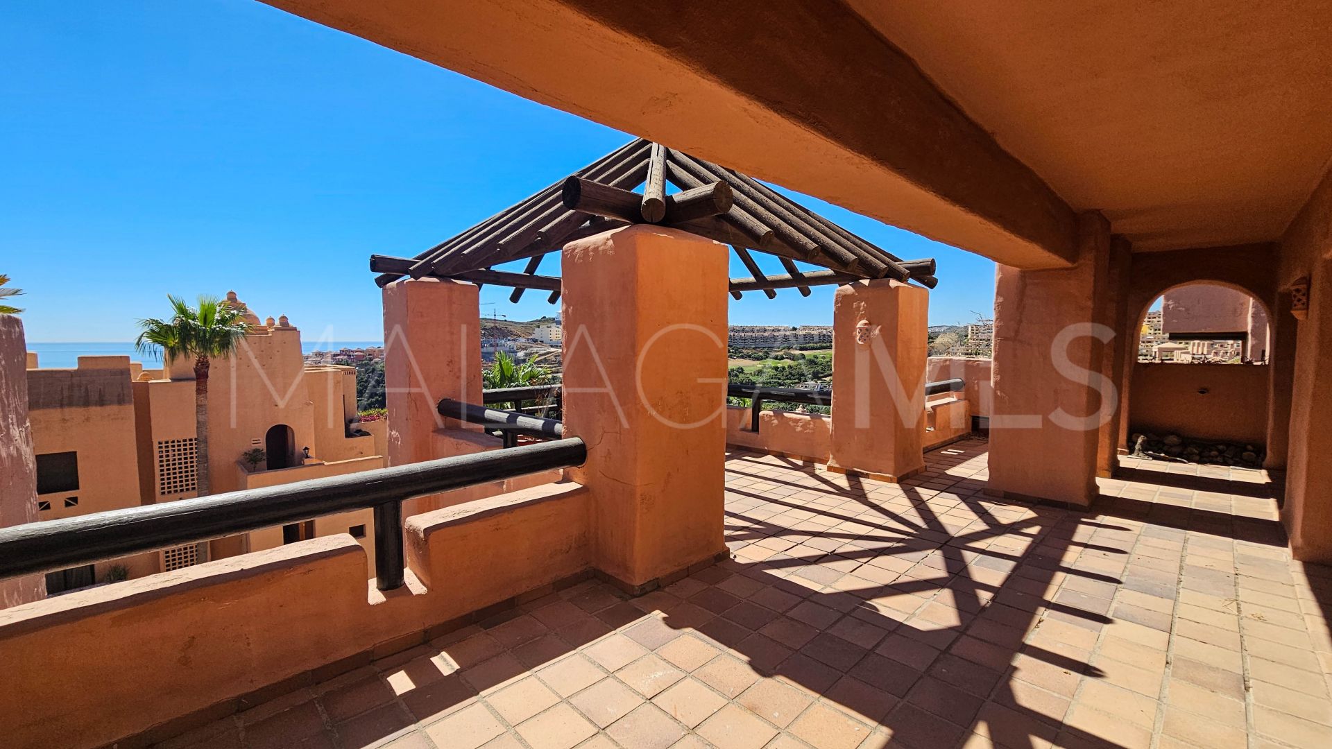 Appartement terrasse for sale in La Duquesa