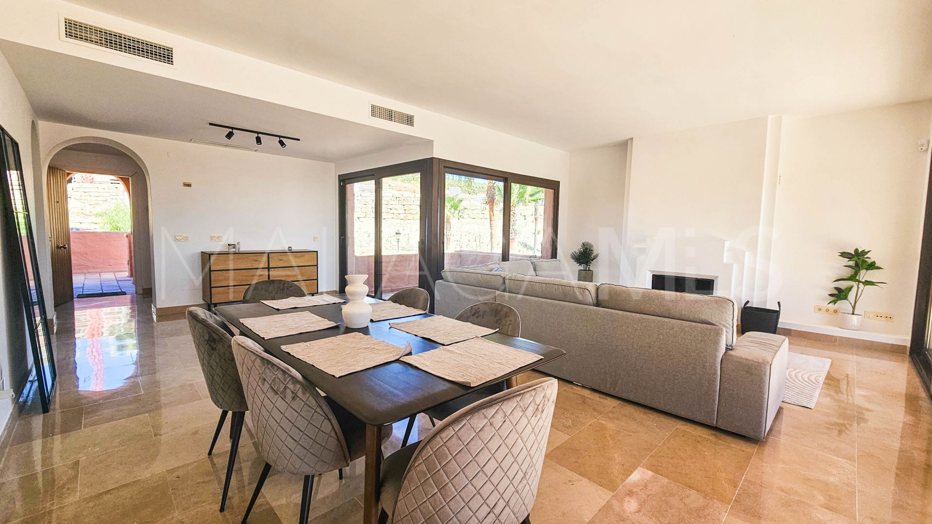 Appartement terrasse for sale in La Duquesa