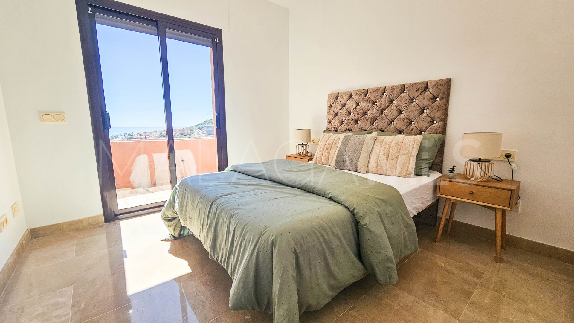 Appartement terrasse for sale in La Duquesa